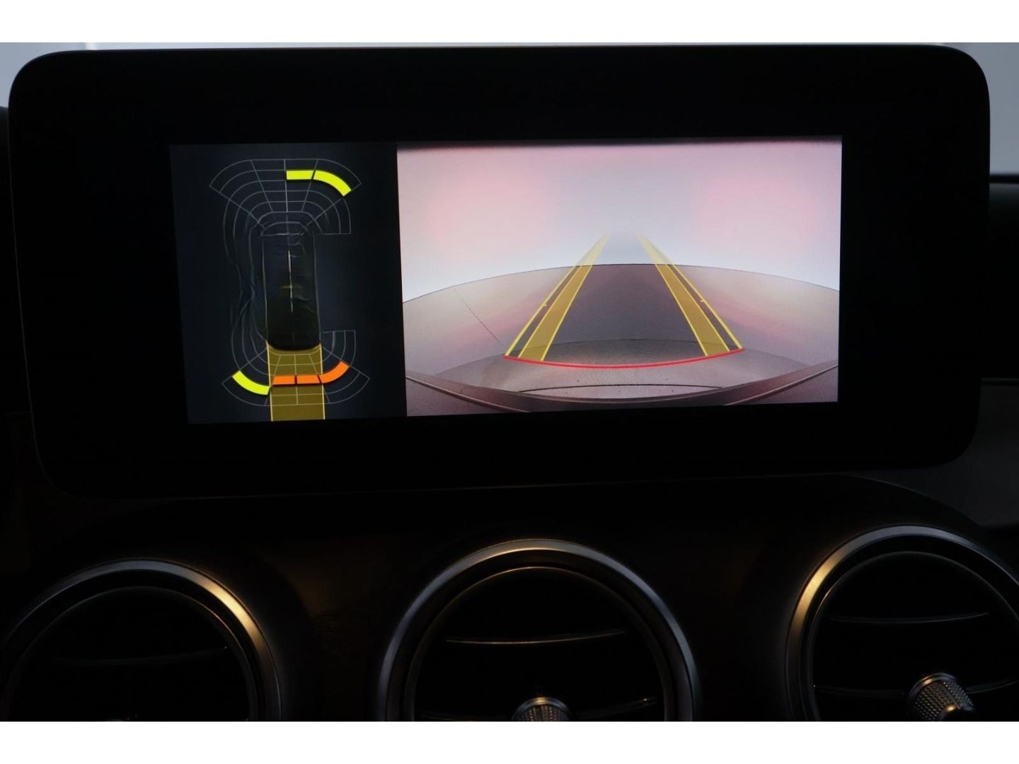 Mercedes-Benz GLC 300 d 9G-tronic AMG Line+LED+NAVI+AHK+KAMERA foto 18