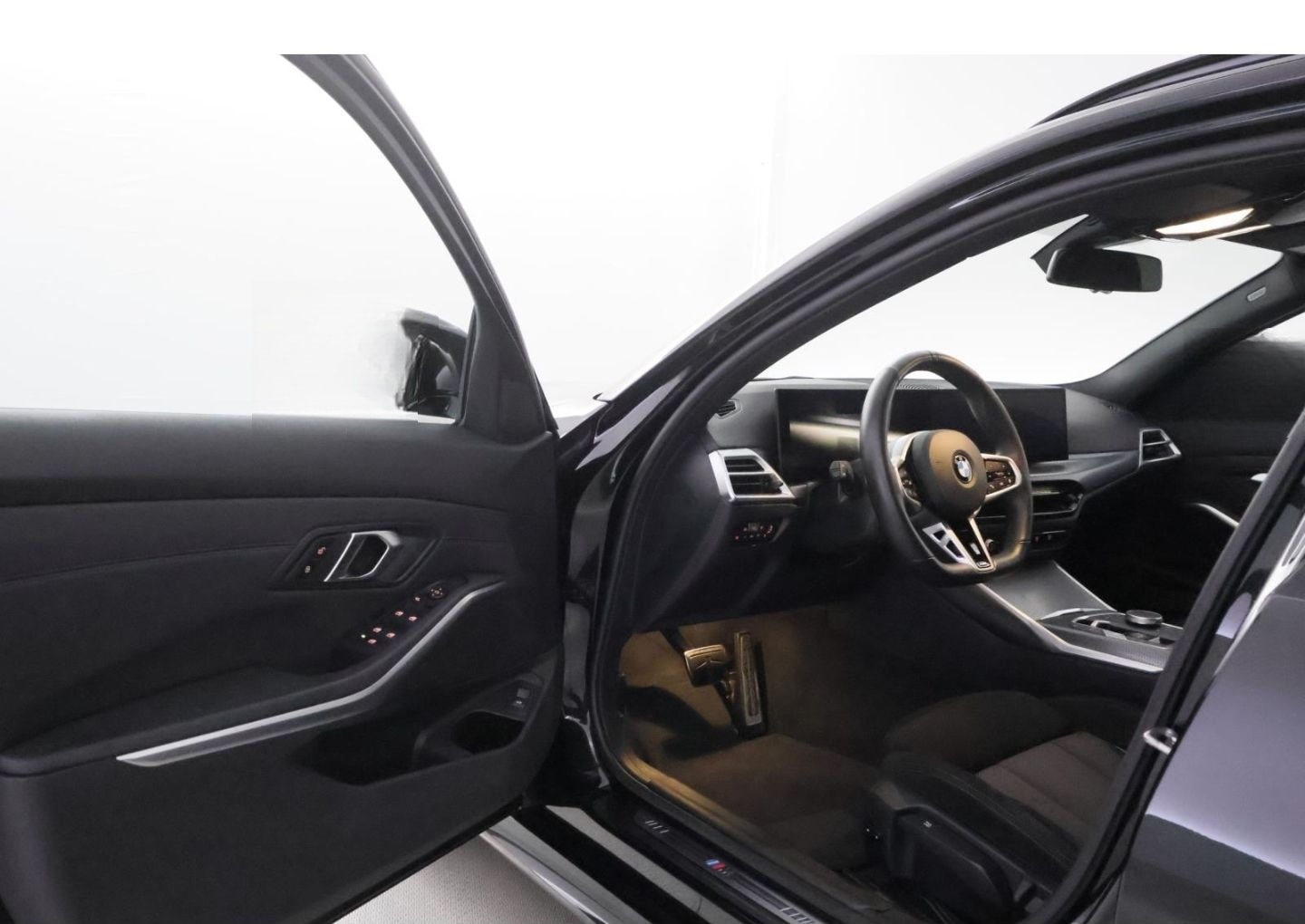 BMW 330 i xDrive Steptronic M Sport+LED+NAVI+KAMERA foto 17