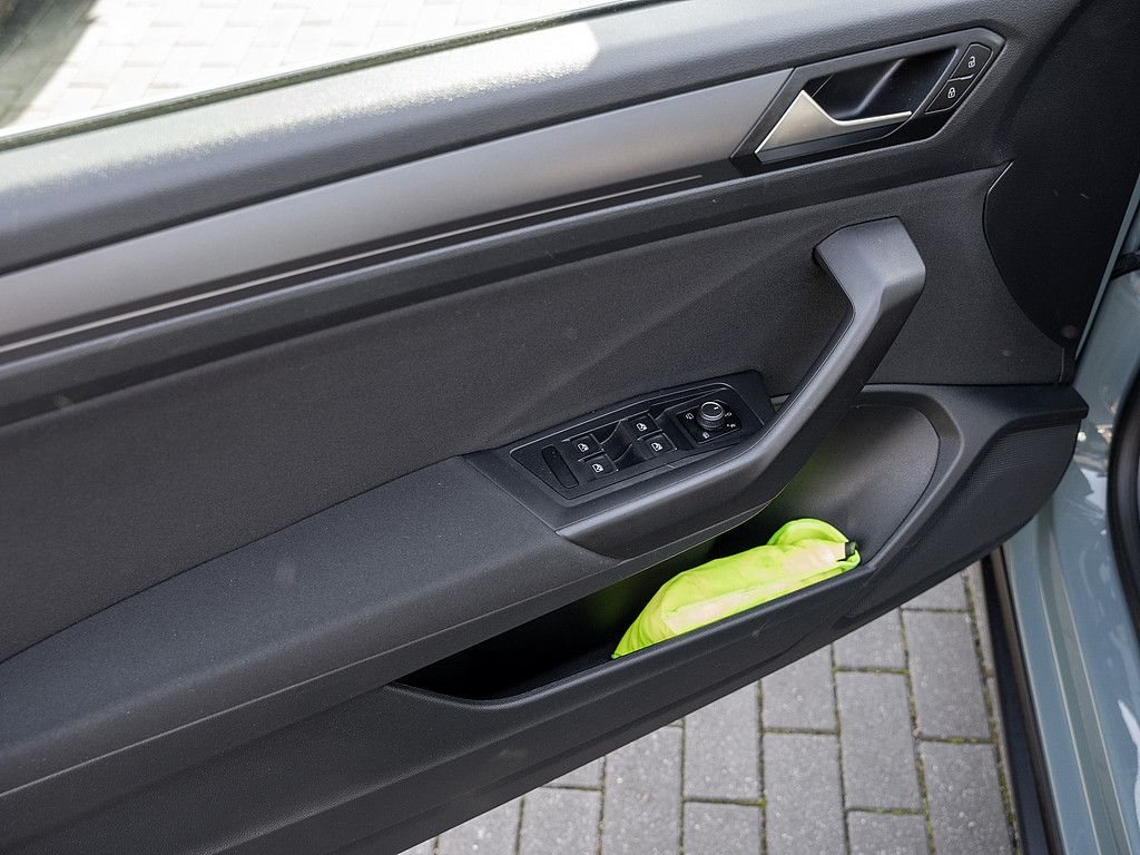 Volkswagen T-Roc Cabriolet 1.0 TSI Style LED KLIMA PDC SOUN foto 13