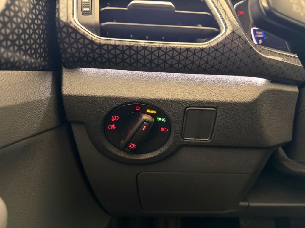 Volkswagen T-Cross Style AUTOMATIK NAV LED DIG-DISPLAY KAME foto 19