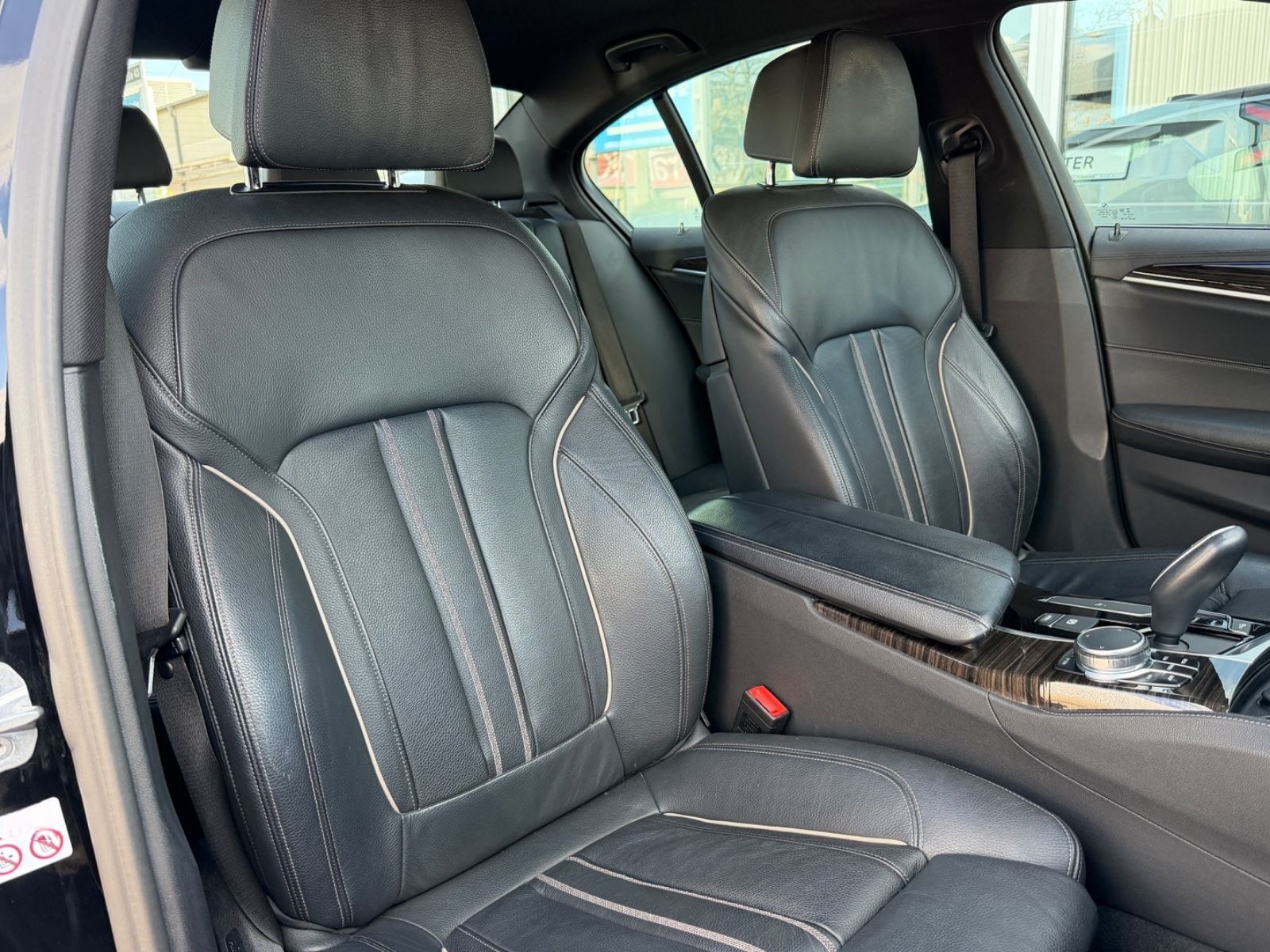 BMW 520 d Lim. Luxury Line LED/VirtualCock/Leder/AHK foto 15