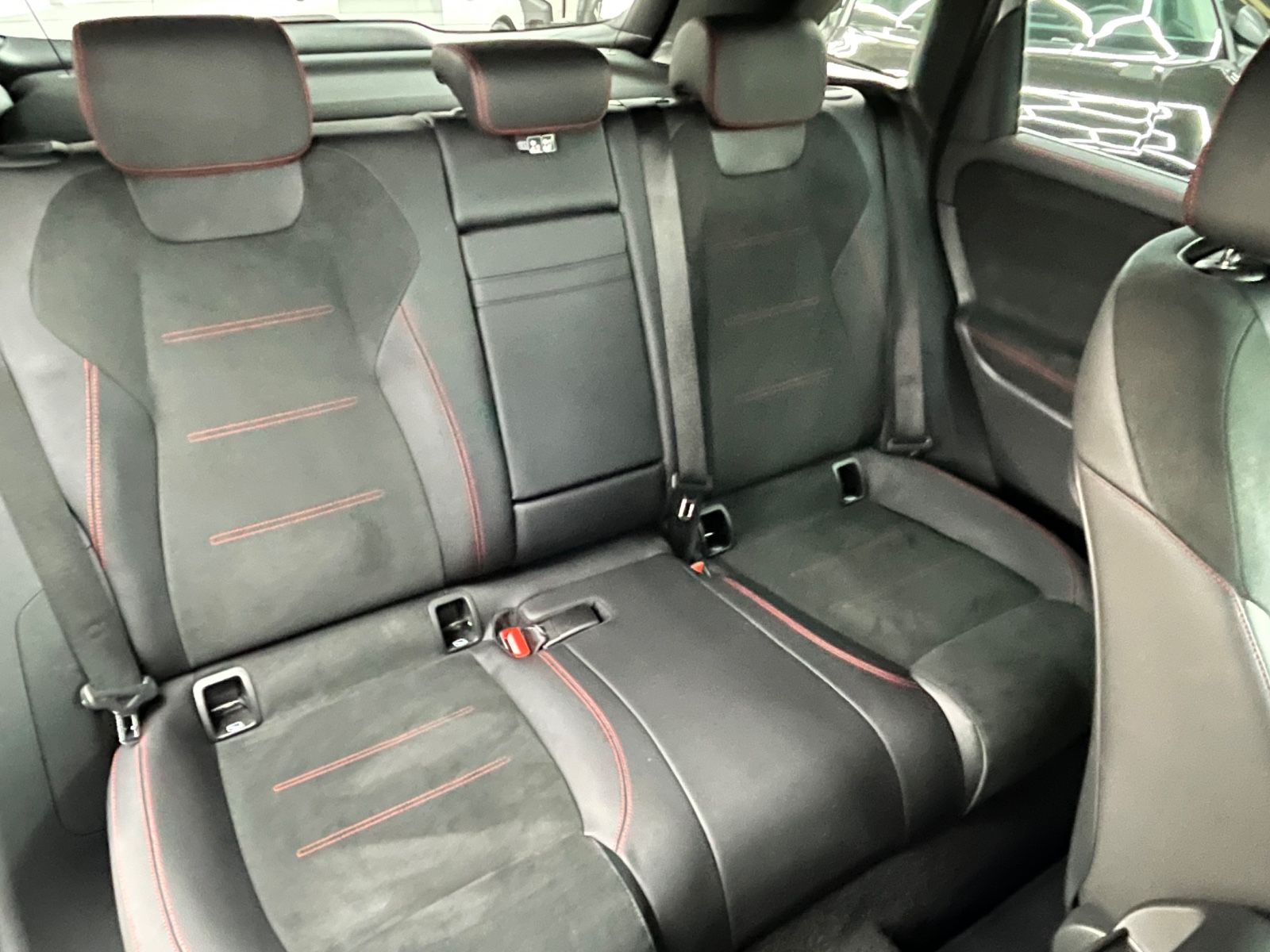 Mercedes-Benz B 200 *AMG LINE SPORTPAKET* LED*AMBIENTE+*KAMERA foto 12