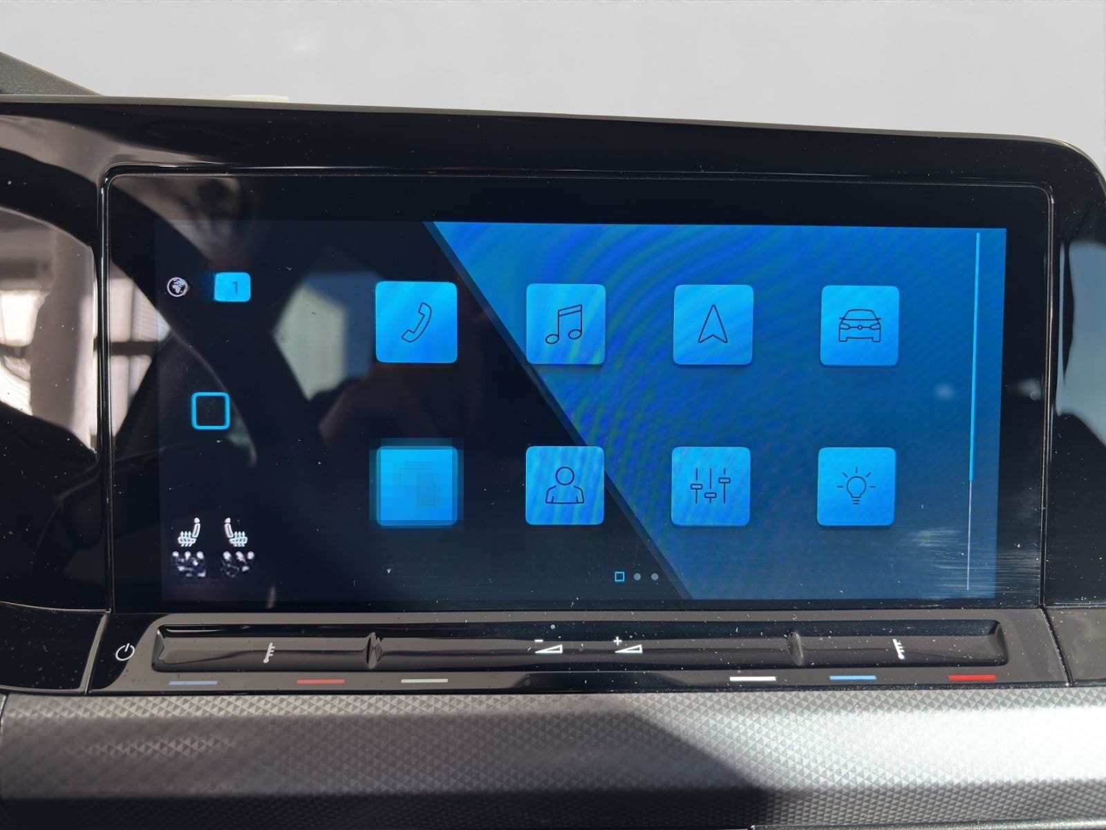 Volkswagen Golf VIII Variant 1.5 TSI ACTIVE +AHK+MATRIX+ foto 17