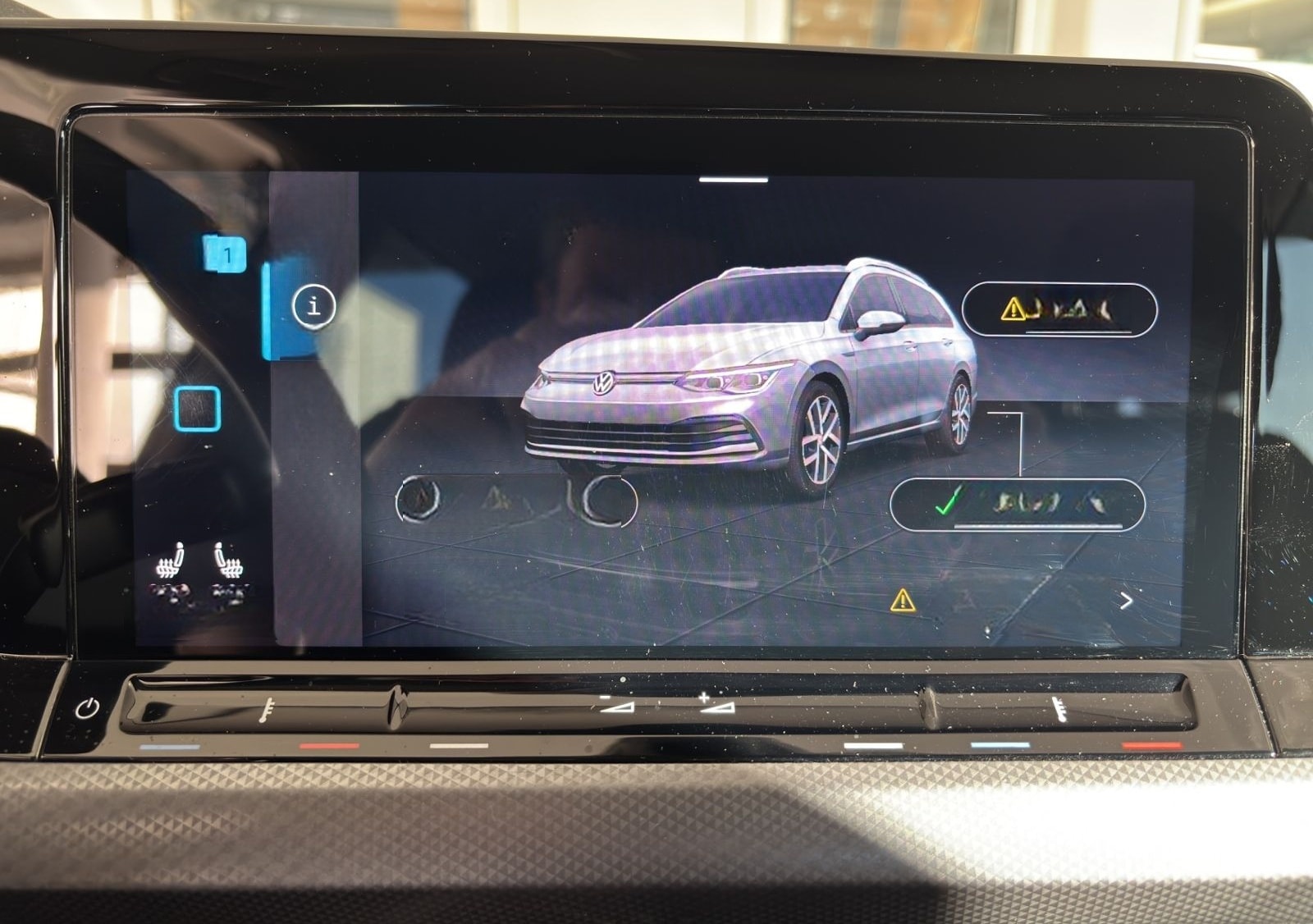 Volkswagen Golf VIII Variant 1.5 TSI ACTIVE +AHK+MATRIX+ foto 22