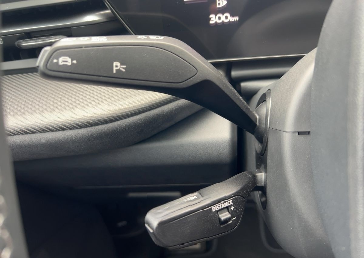 Audi Q5 TDI quattro S tronic 150 kW S line Pano Stand foto 14