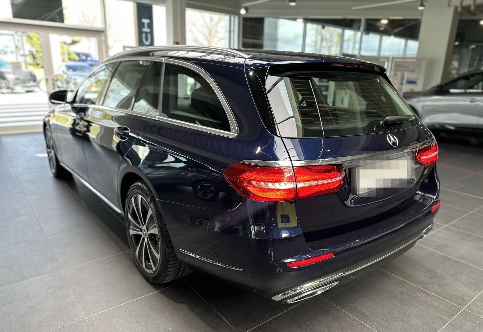 Mercedes-Benz E 300 de T-Modell Exclusive foto 25