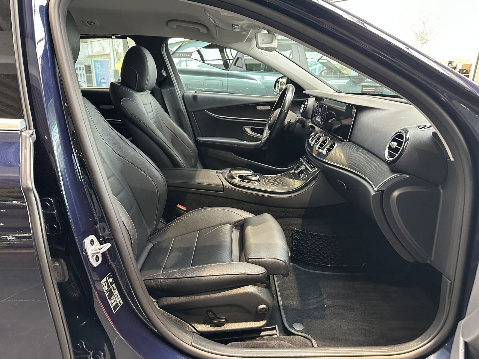 Mercedes-Benz E 300 de T-Modell Exclusive foto 9