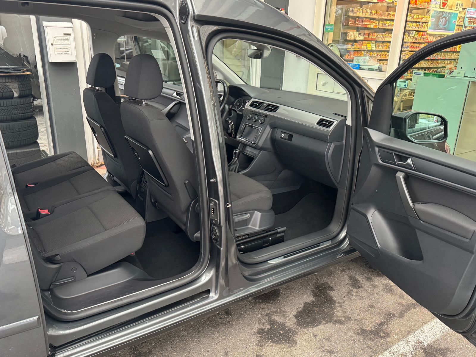 Volkswagen Caddy 1,4 TSI Comfortlin Navi AHK Sitz+ Standhzg foto 13