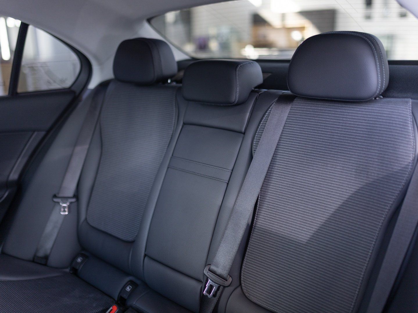 Mercedes-Benz C 180 Avantgarde Advanced,LED,AHK,Lenkradhz,360° foto 24