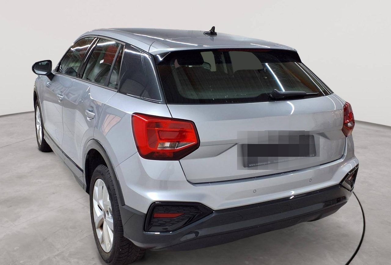 Audi Q2 35 TFSI S tronic advanced BLIS KAM foto 2