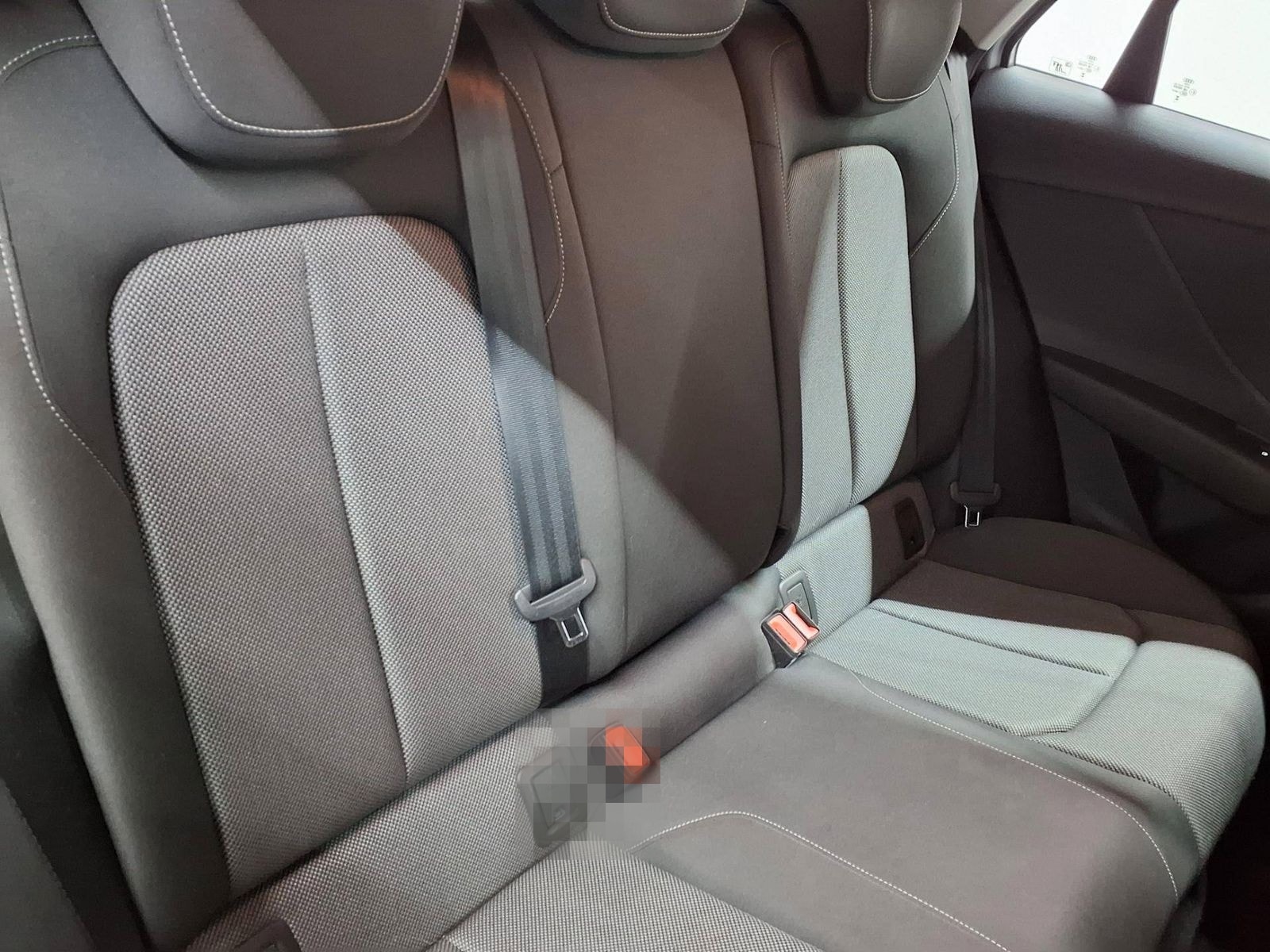 Audi Q2 35 TFSI S tronic advanced BLIS KAM foto 7