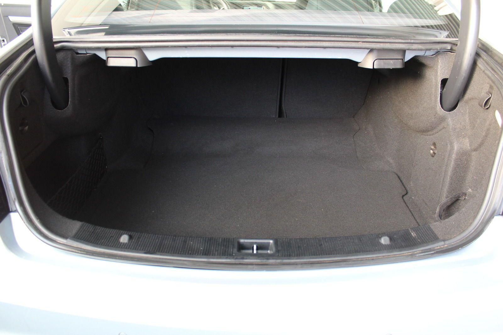 Mercedes-Benz E 200 Coupe CGI AMG-Line Night-Paket LED foto 13