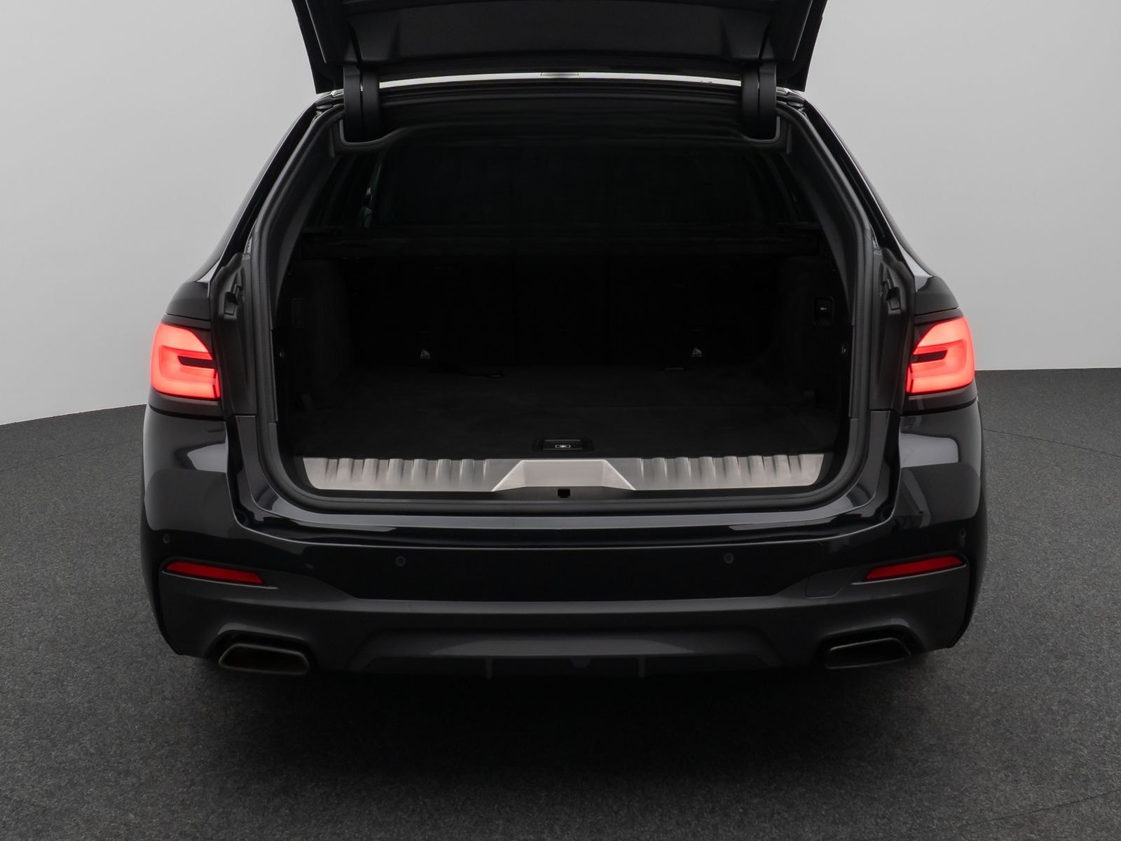 BMW 530e xD M Sport Kamera Laser HUD DAB H/K Komfort foto 14