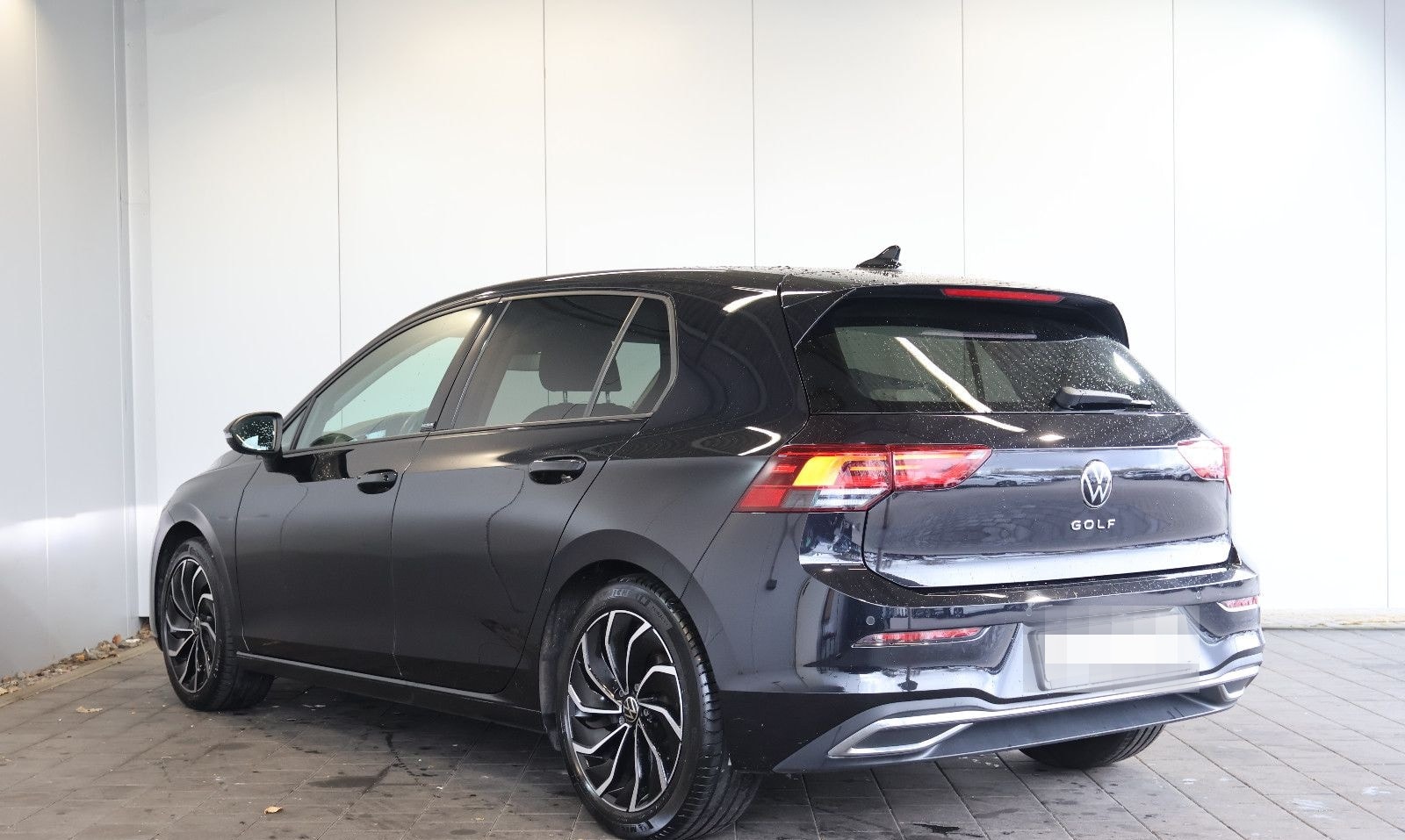 Volkswagen Golf VIII 2.0 TDI Active AID+ACC+LED+KAM+17"+AHK foto 6