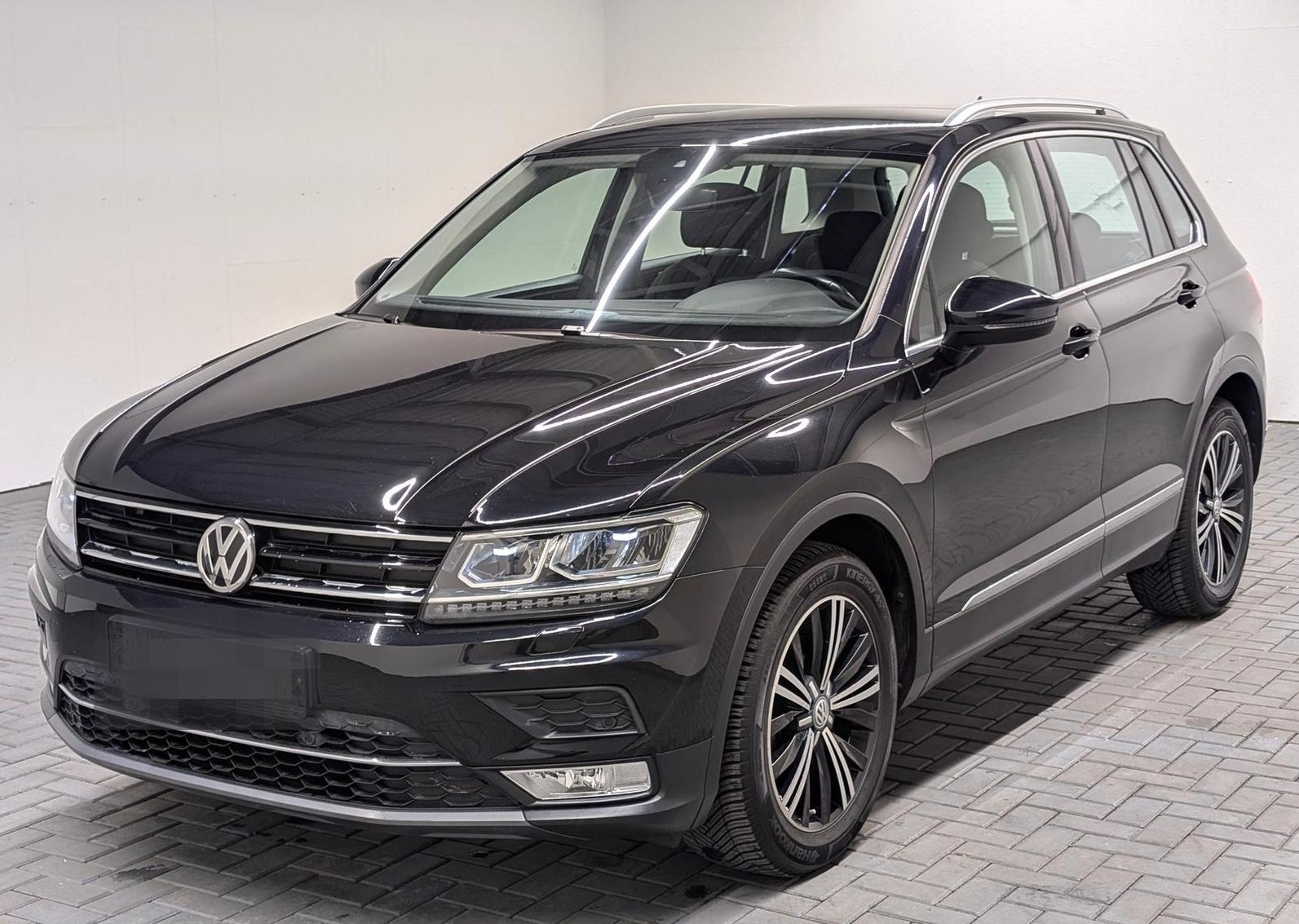 Volkswagen Tiguan Highline LED/Navi/ACC/SHZ/PDC/elHeck/18LM foto 1