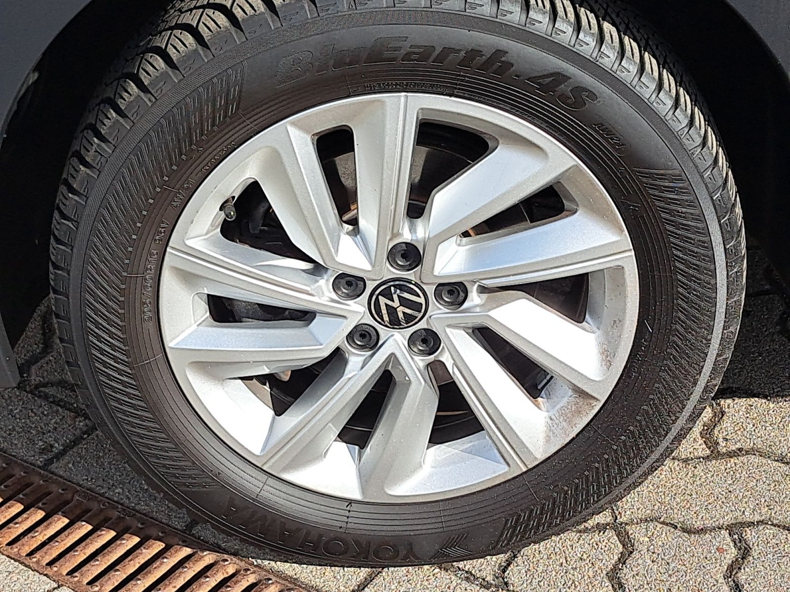 Volkswagen T-Cross Life 1.0 TSI APP DAB TEL PDC SHZ foto 12