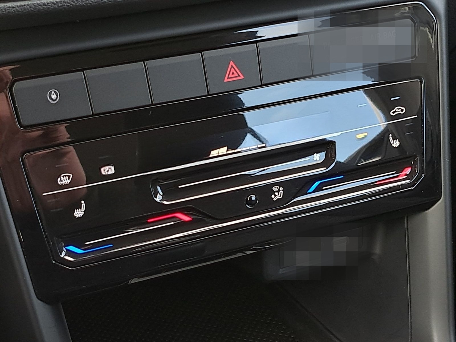 Volkswagen T-Cross Life 1.0 TSI APP DAB TEL PDC SHZ foto 21