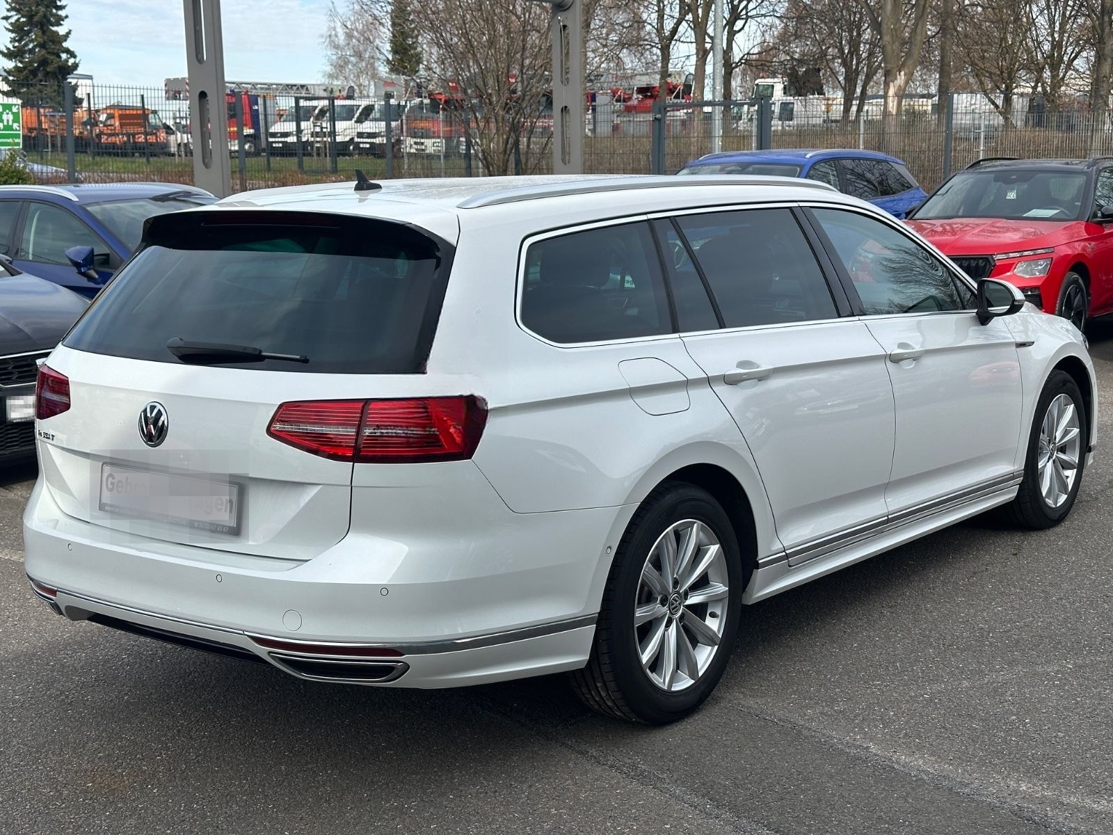 Volkswagen Passat Var. Highline 2.0TDI 4Motion DSG R-Line foto 3