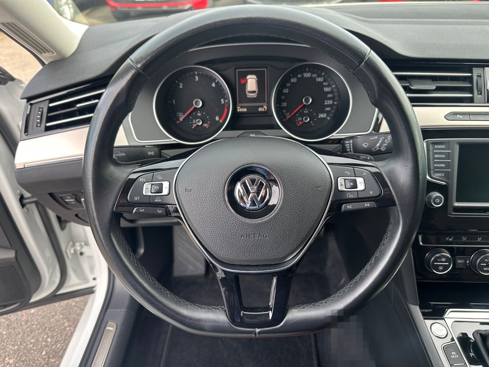 Volkswagen Passat Var. Highline 2.0TDI 4Motion DSG R-Line foto 7