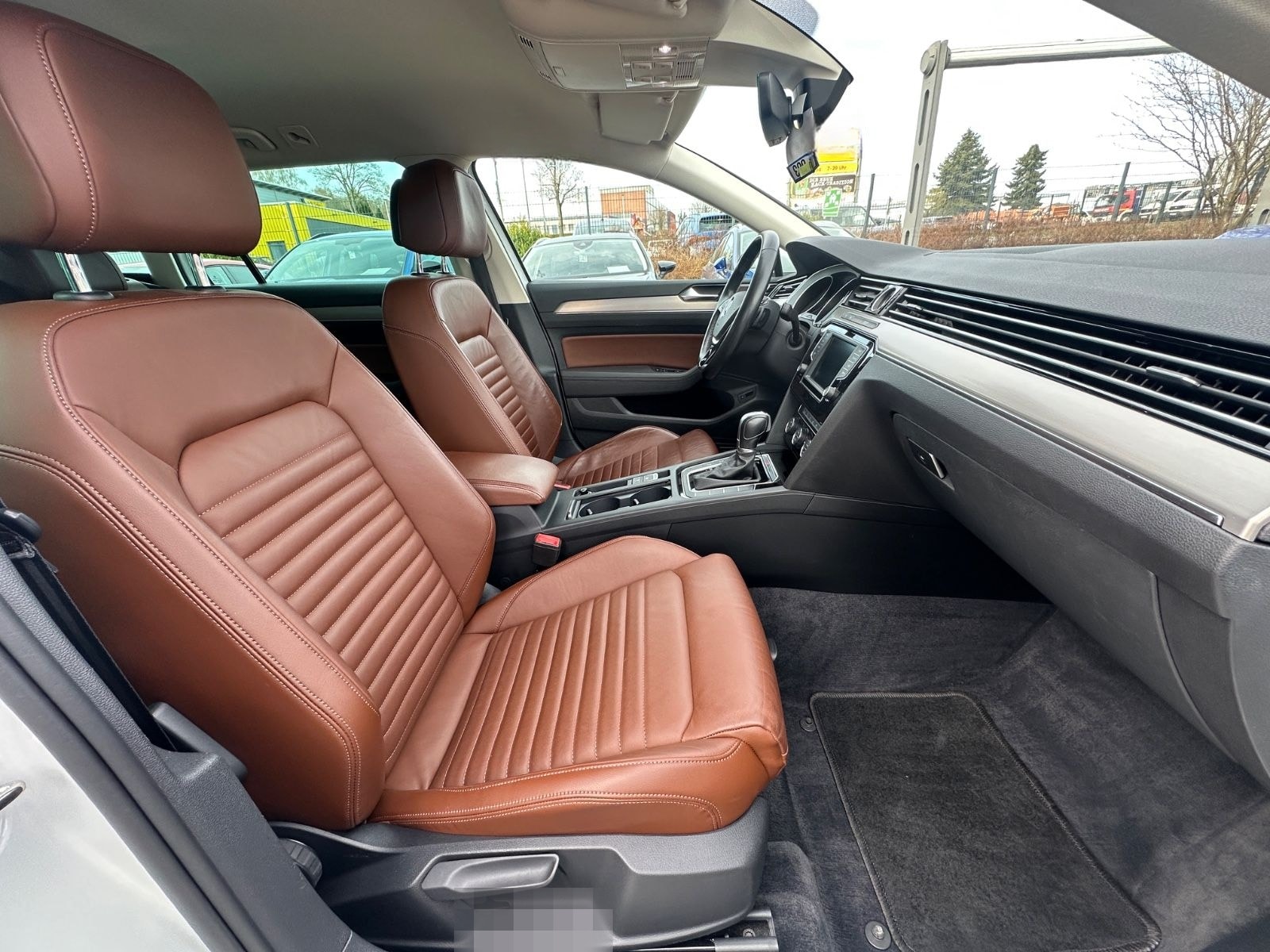 Volkswagen Passat Var. Highline 2.0TDI 4Motion DSG R-Line foto 9