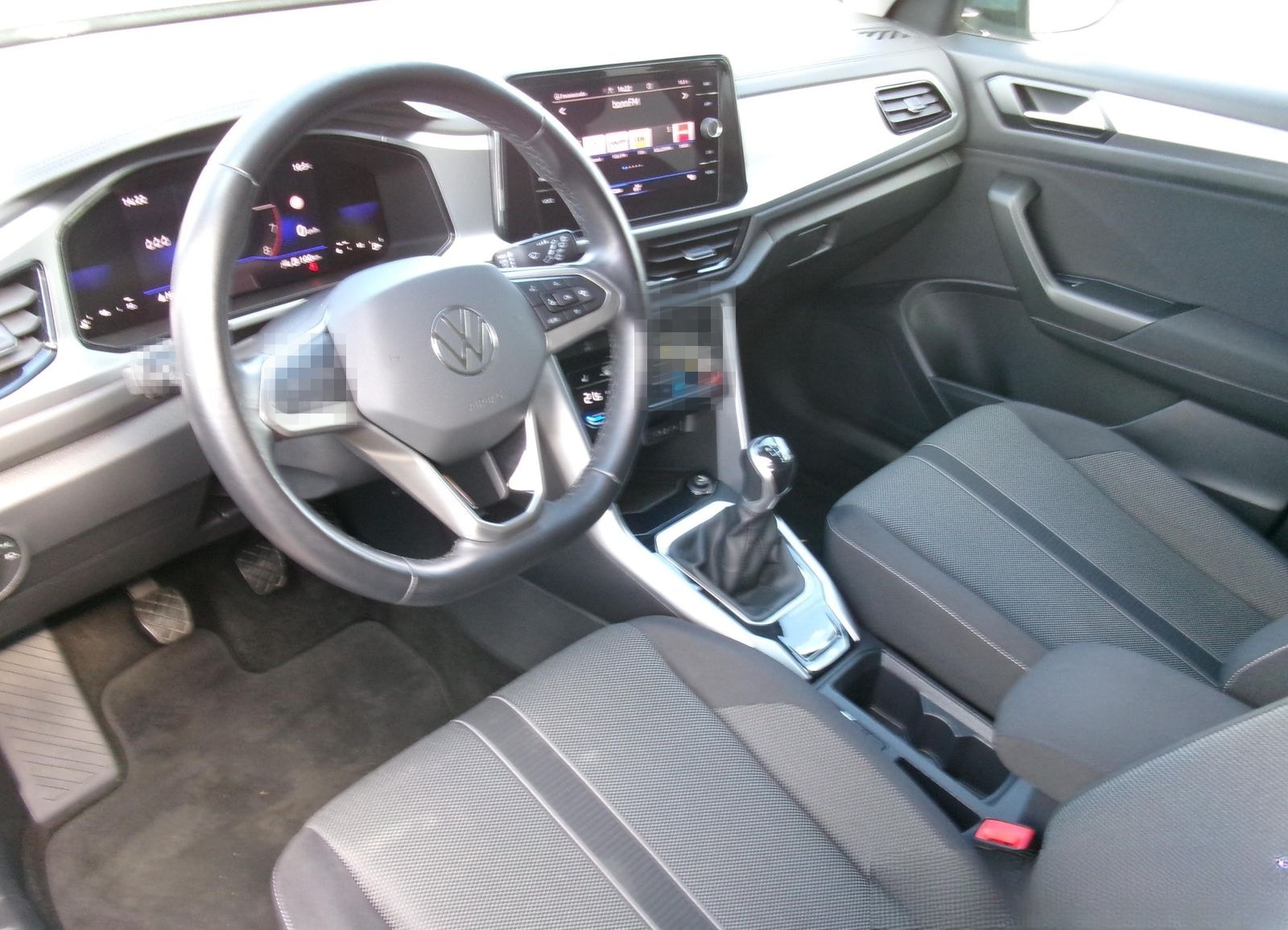 Volkswagen T-Roc 1.0 TSI Life Navi SHZ PDC DAB+ LED APP foto 5