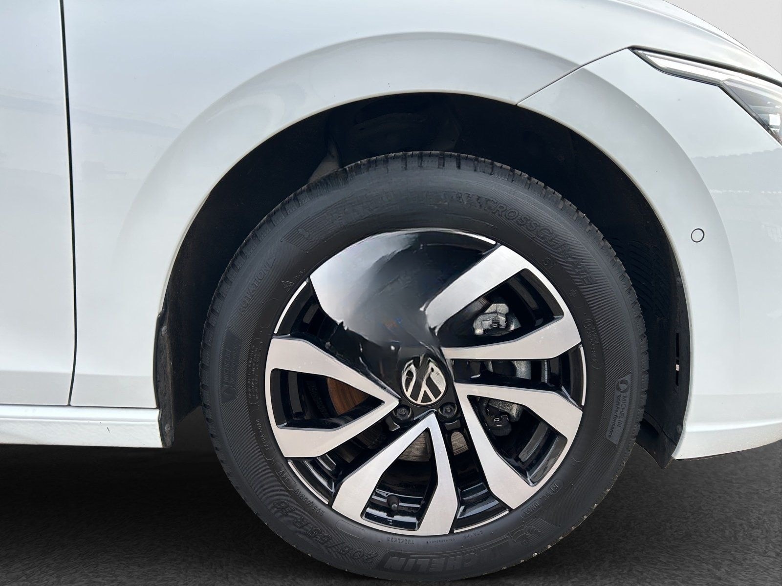 Volkswagen Golf 8 1.5 TSI Active 5-J-GAR HuD NAVI STANDH LI foto 12