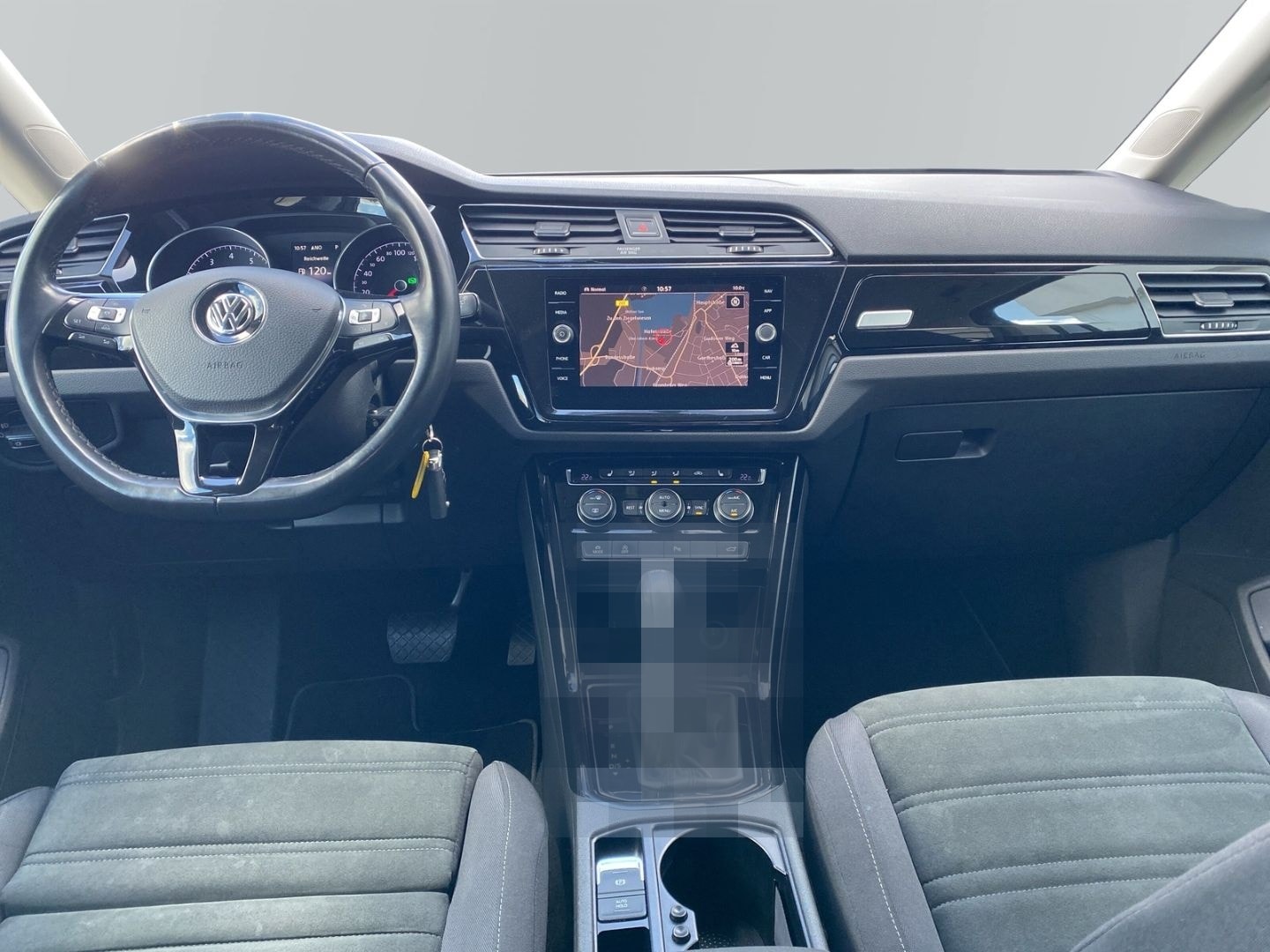 Volkswagen Touran Highline 1.4 TSI DSG Massage Navi SHZ ACC foto 12