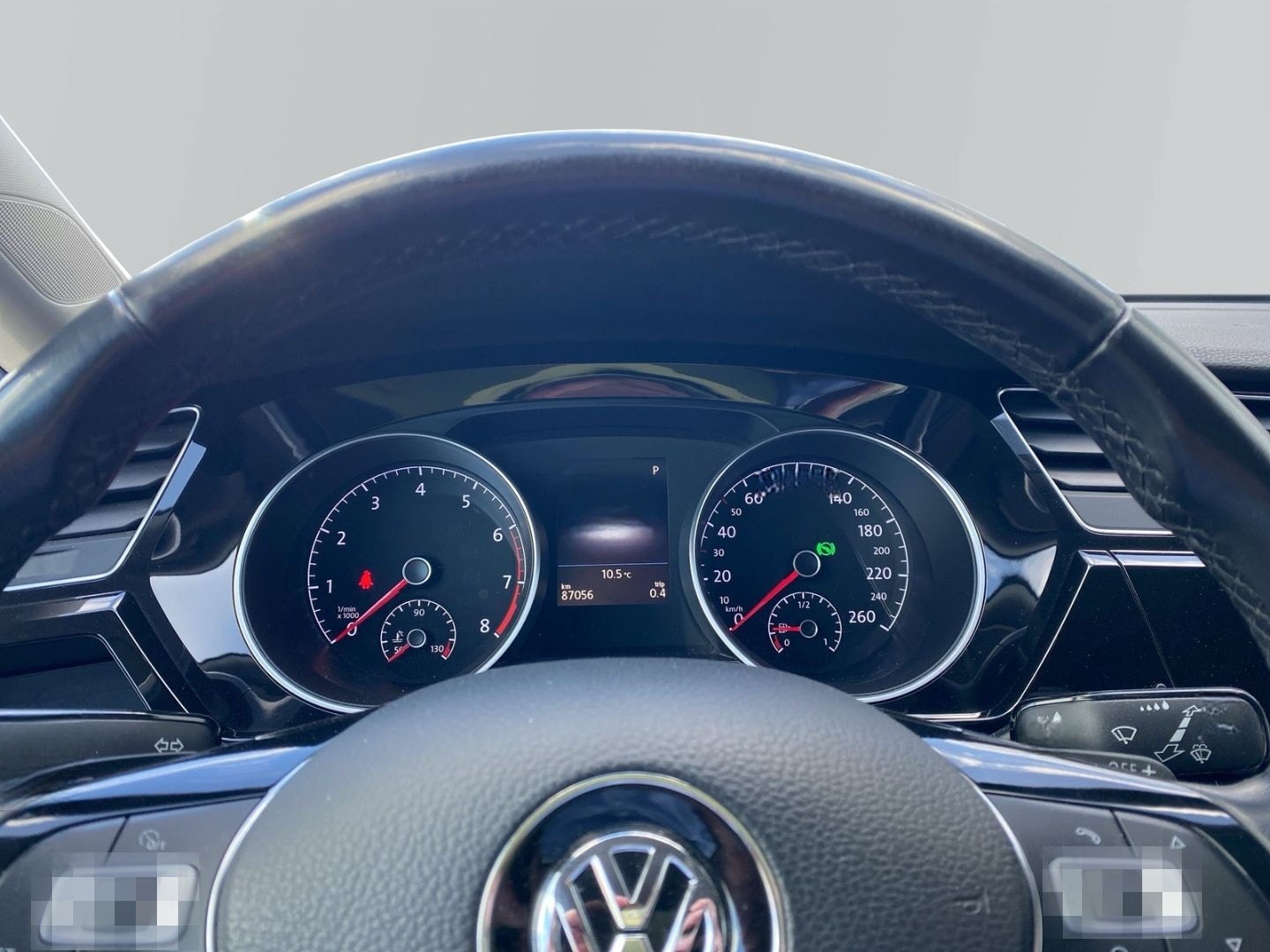 Volkswagen Touran Highline 1.4 TSI DSG Massage Navi SHZ ACC foto 15