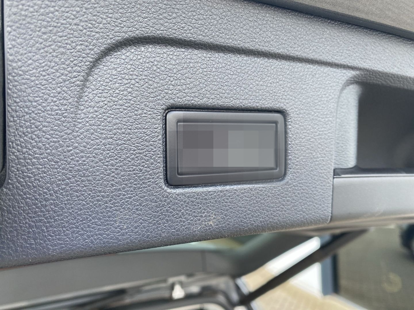 Volkswagen Touran Highline 1.4 TSI DSG Massage Navi SHZ ACC foto 17