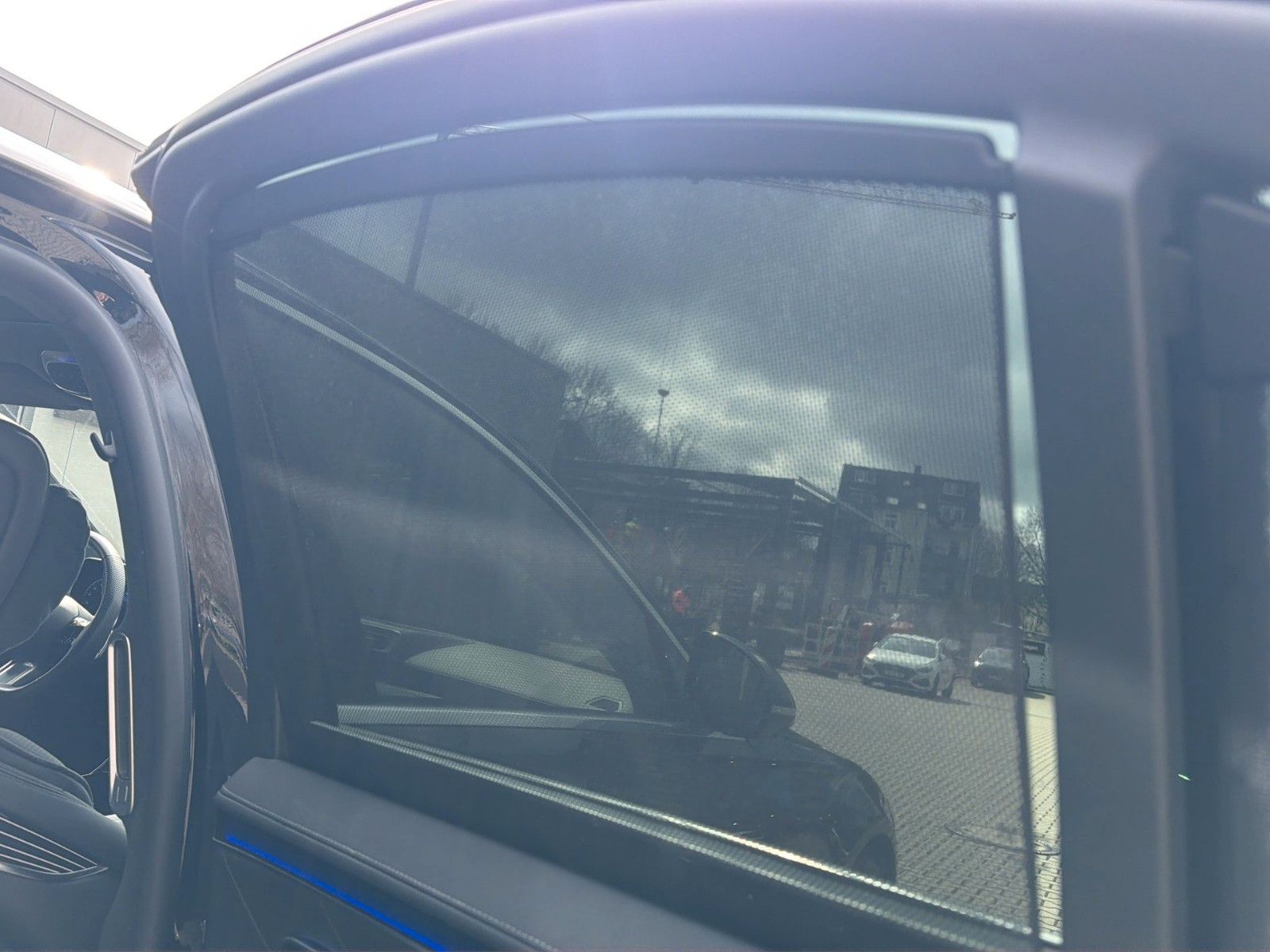 Mercedes-Benz 4Matic AMG Head-UP Burmester PANO Memory foto 23