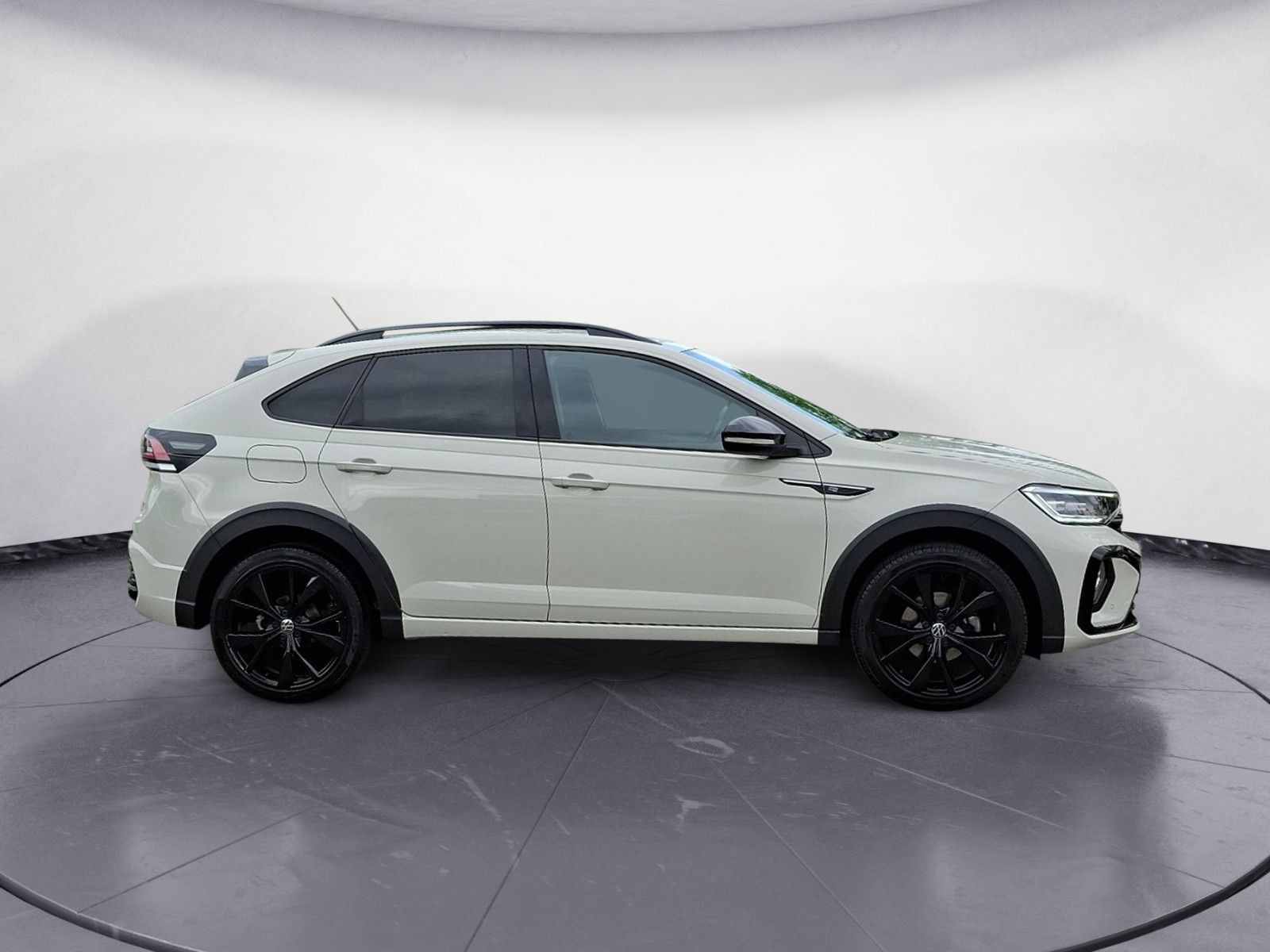 Volkswagen Taigo 1.0 TSI R-LINE foto 5