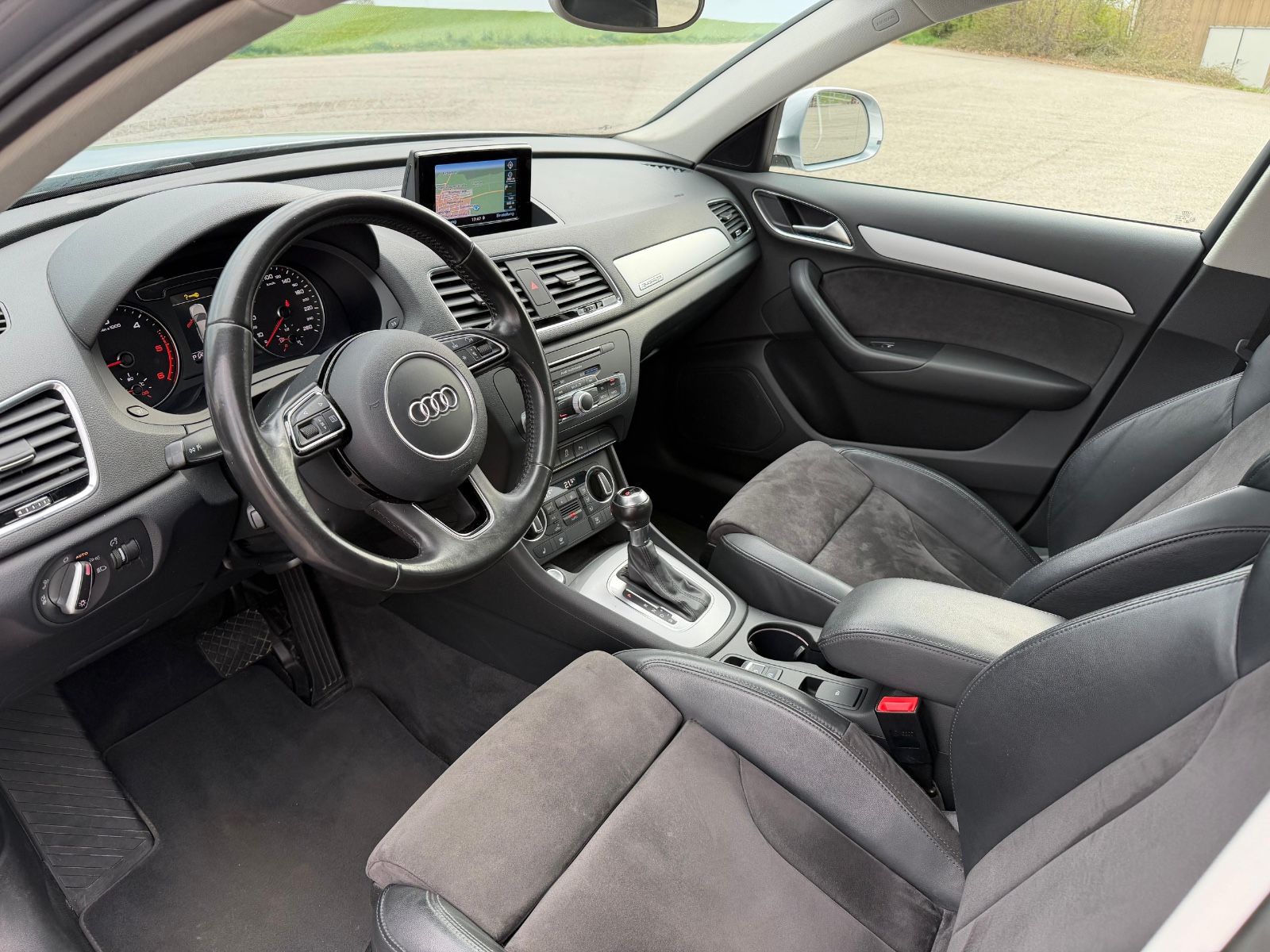 Audi Q3 2.0 TDI quattro Sport*el.Heckkl.,Navi,Kamera* foto 7