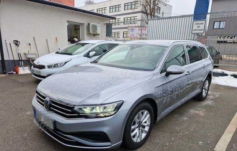 Volkswagen Passat Variant | 1.Hand | ACC | Kam | Keyless foto 1