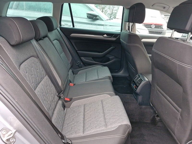 Volkswagen Passat Variant | 1.Hand | ACC | Kam | Keyless foto 13