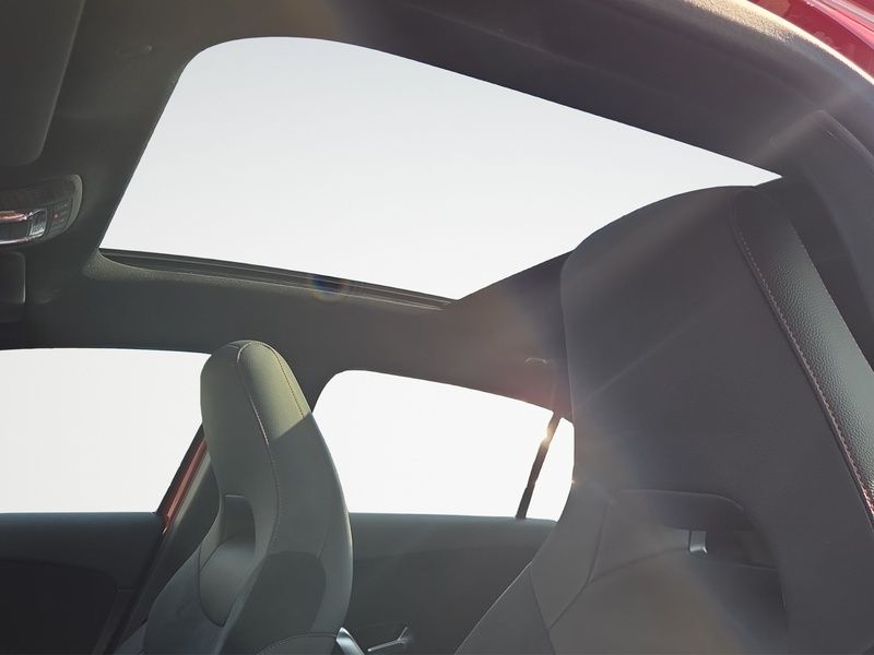 Mercedes-Benz A 250 4M AMG 360 KAMERA SOUND PANORAMA PREMIUM foto 18