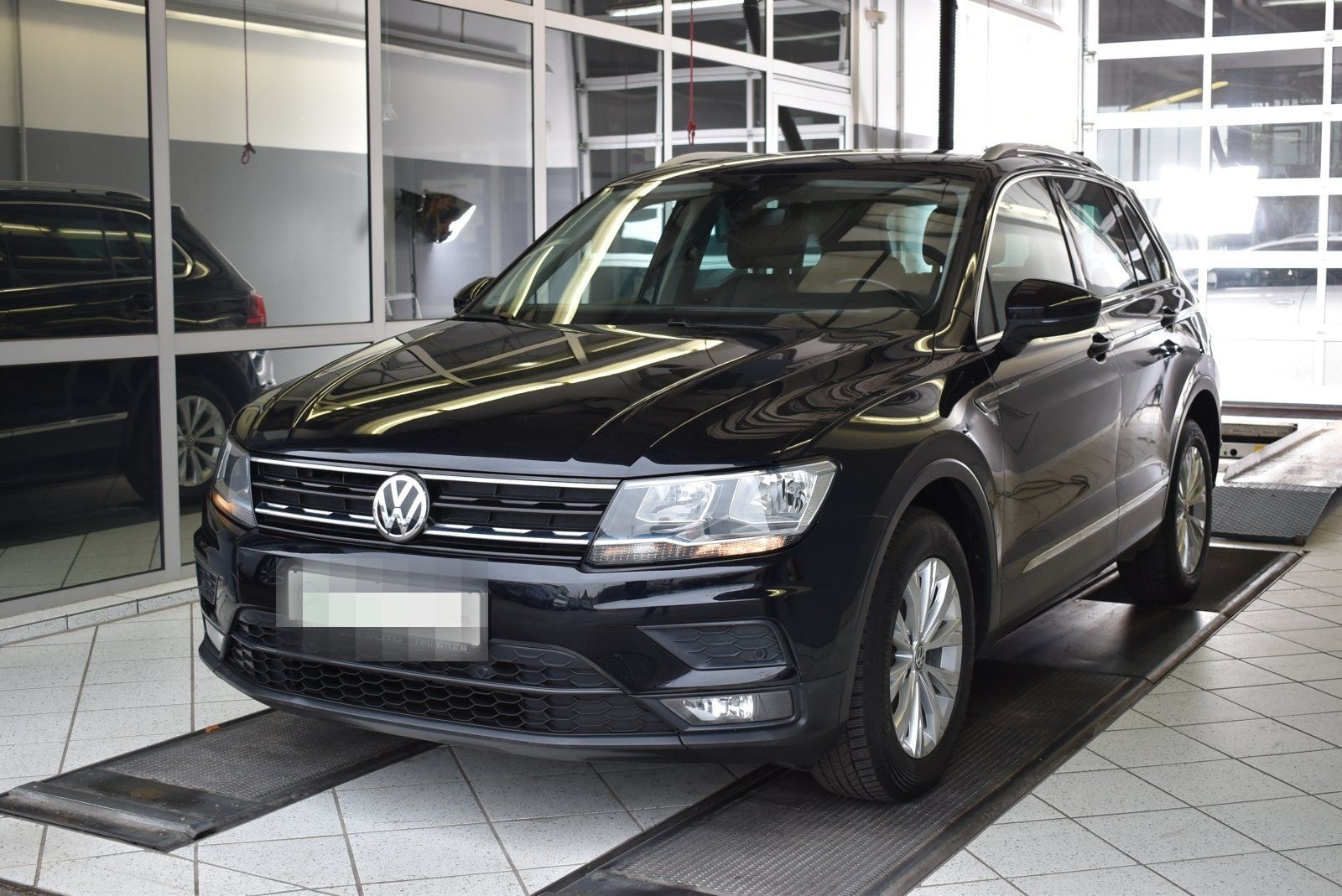 Volkswagen Tiguan 2.0TDI Comfortline DSG Navi*Klima*PDC foto 1