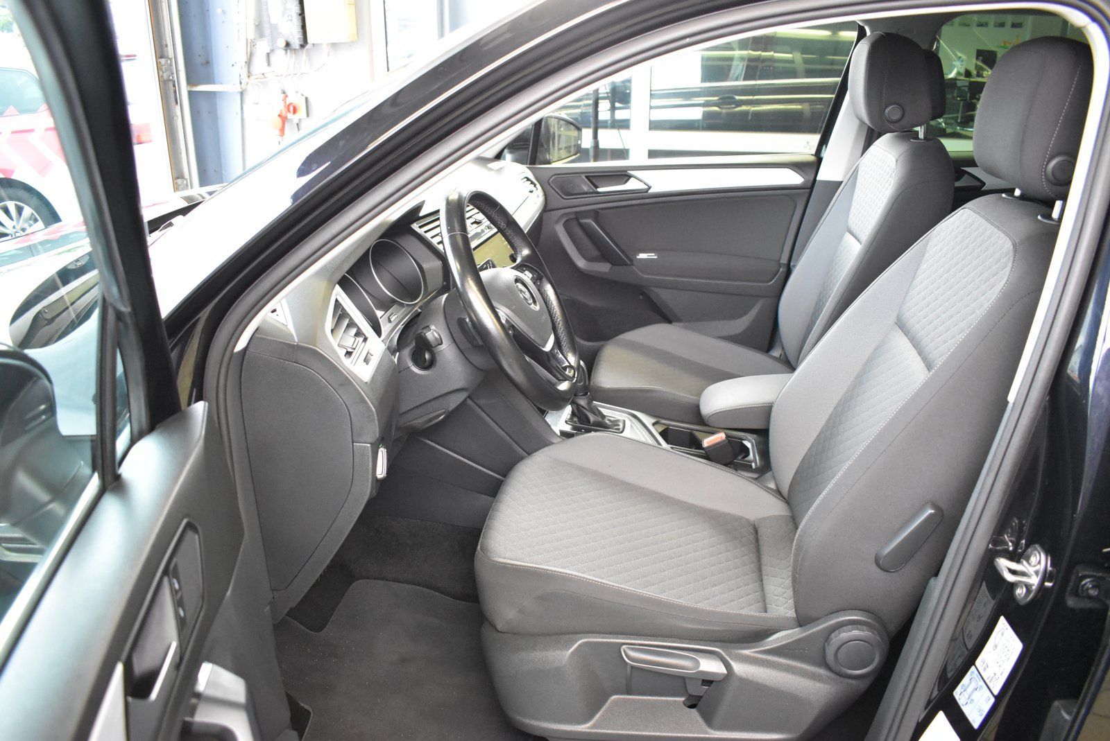 Volkswagen Tiguan 2.0TDI Comfortline DSG Navi*Klima*PDC foto 13