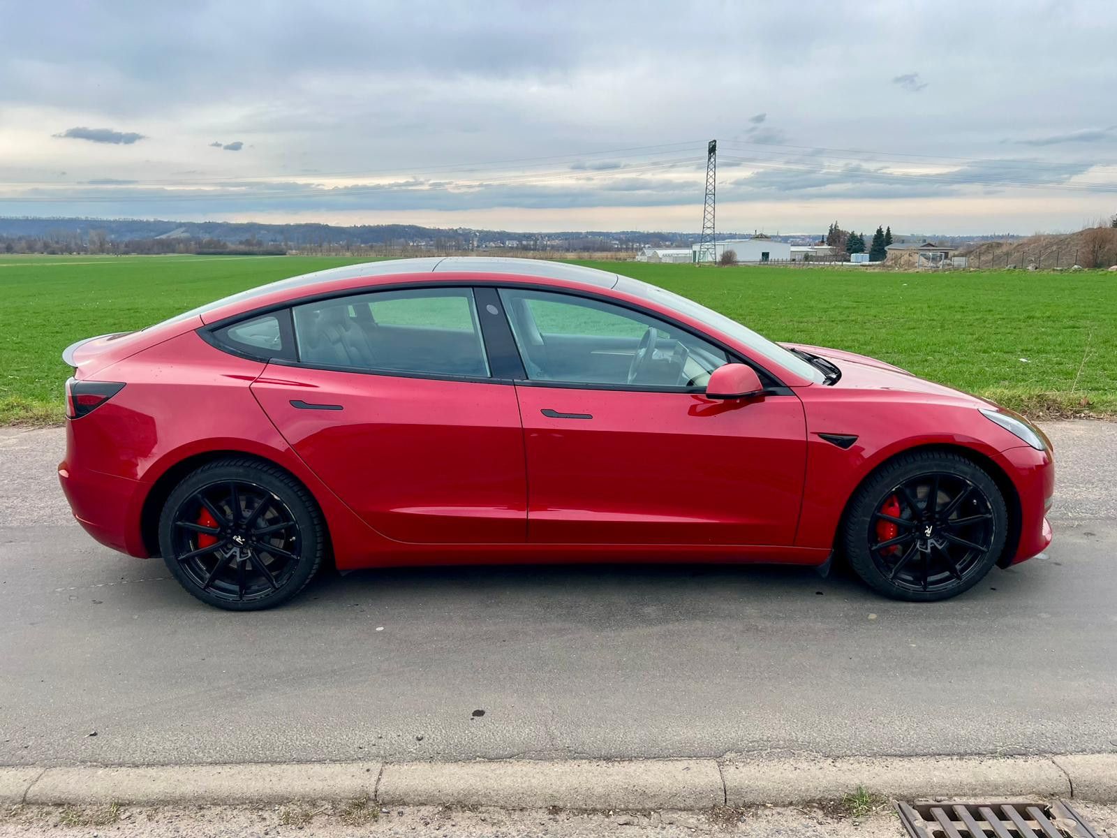 Tesla Model 3 Performance Dual AWD Autopilot 8xBereift foto 3