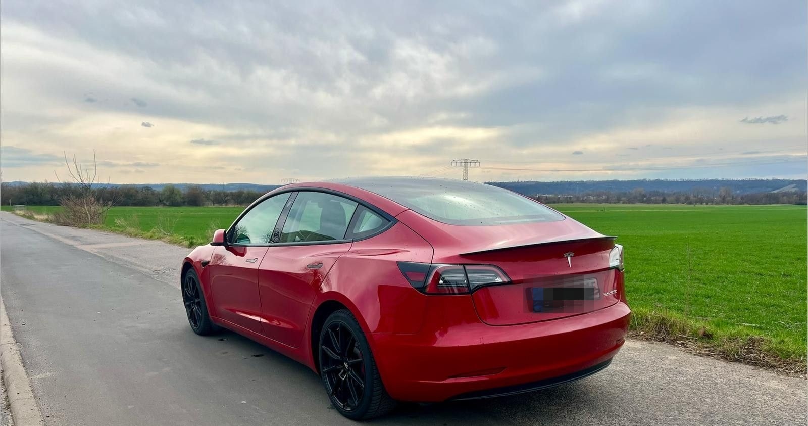 Tesla Model 3 Performance Dual AWD Autopilot 8xBereift foto 5