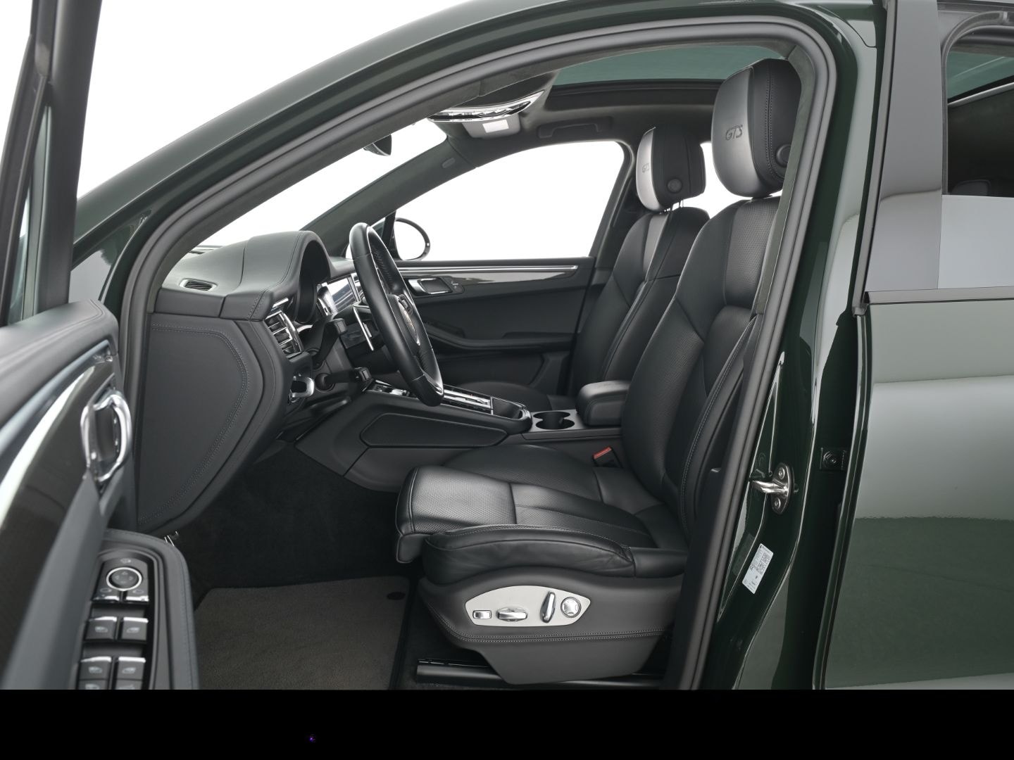 Porsche Macan GTS / PTS Luftfederung Privacyverglasung B foto 16