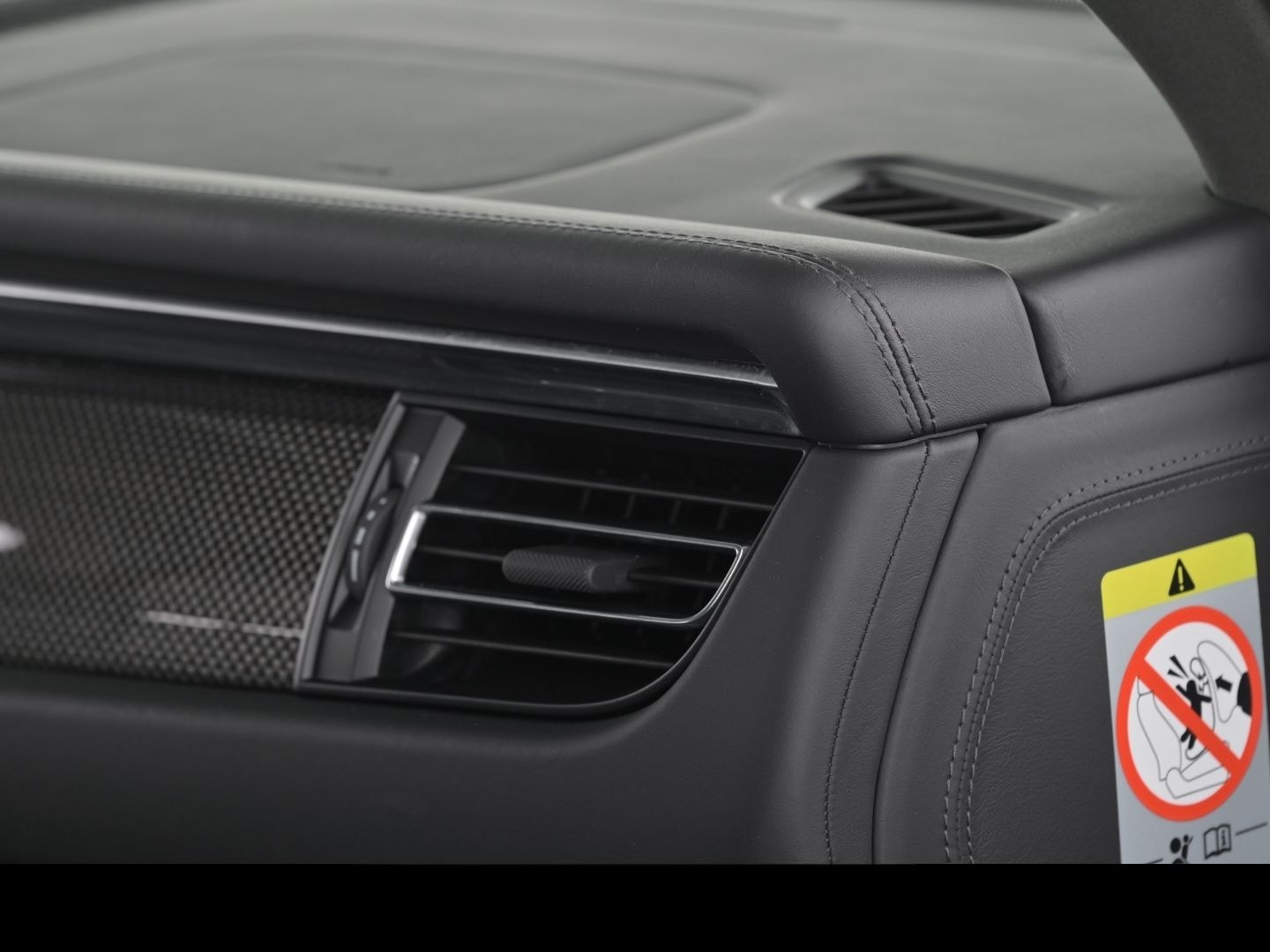 Porsche Macan GTS / PTS Luftfederung Privacyverglasung B foto 25