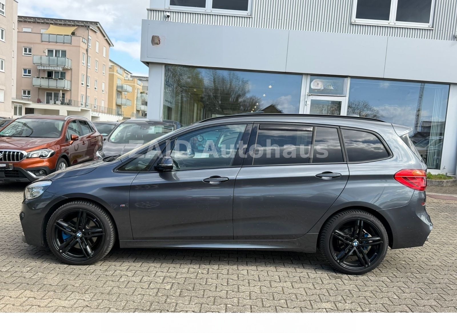 BMW 220i Gran Tourer M Sport*7Sitze*PANO*LED*KA*Head foto 8