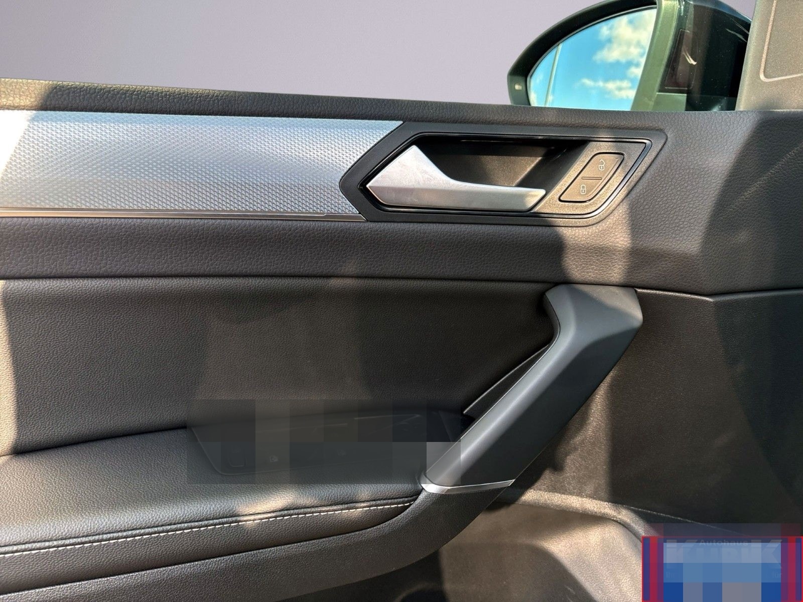 Volkswagen Touran 1.5 TSI R-Line DSG+IQ.Light+AssistPaket+ foto 24