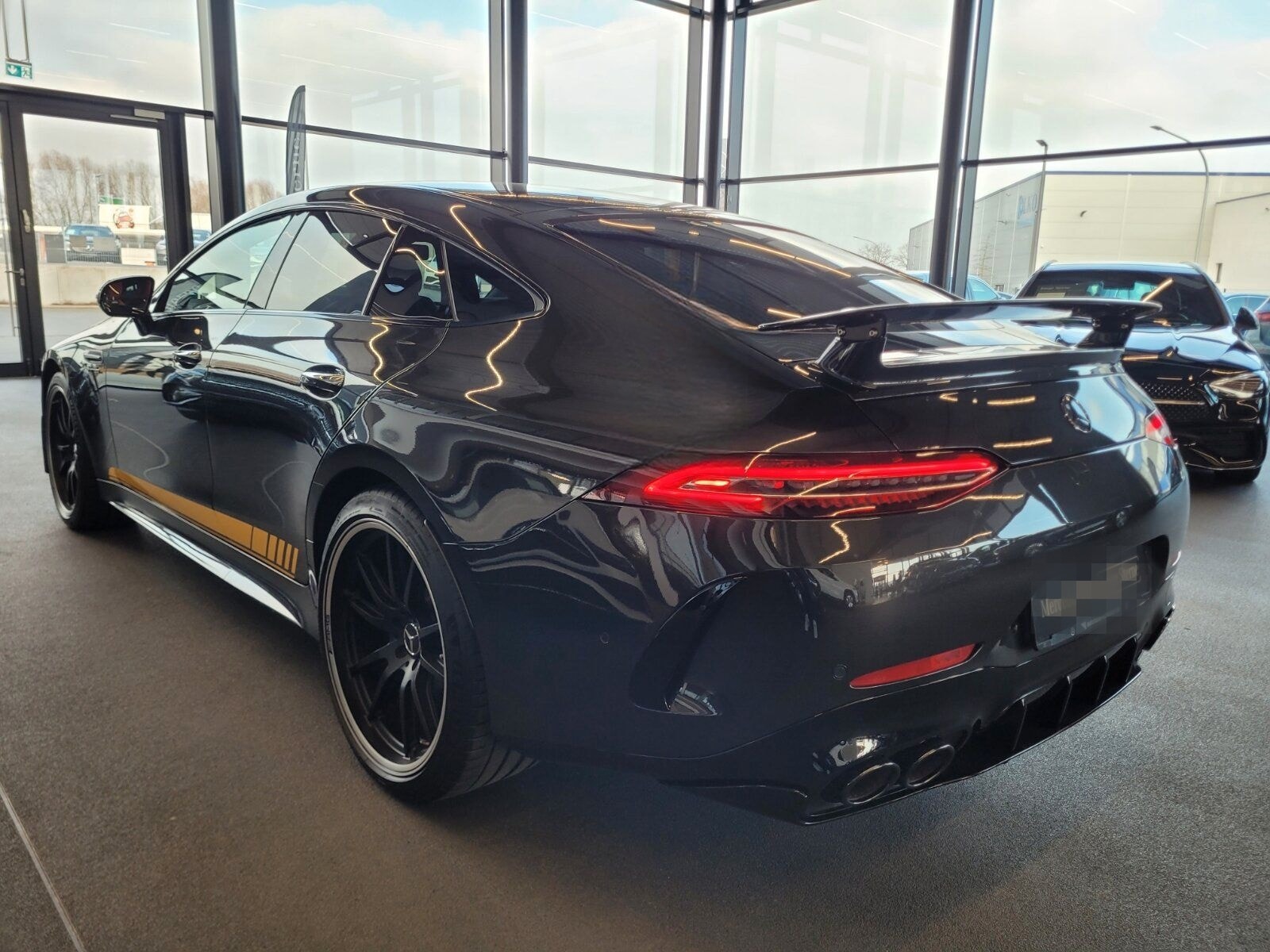 Mercedes-Benz Mercedes-AMG GT 43 4MATIC+ BURMESTER 3D 21" AERO foto 3