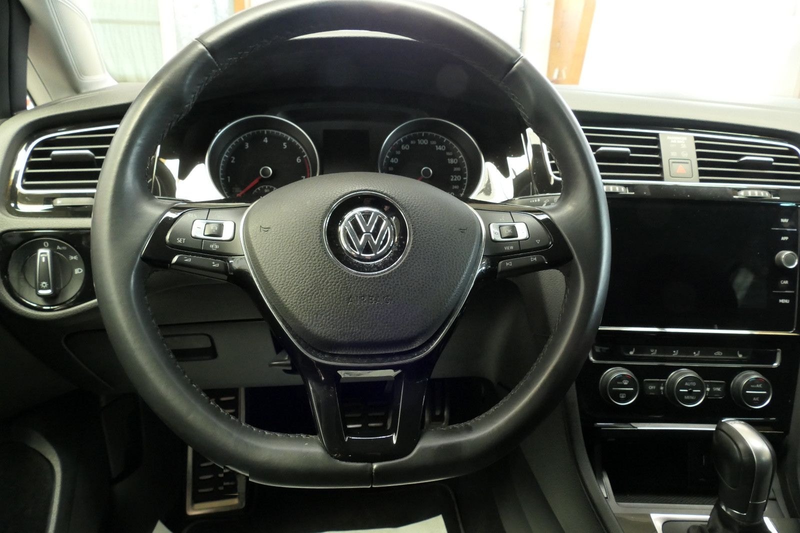 Volkswagen Golf VII Lim. Join *AUT*NAV*PDC*SHZ*ALU*DSG* foto 18