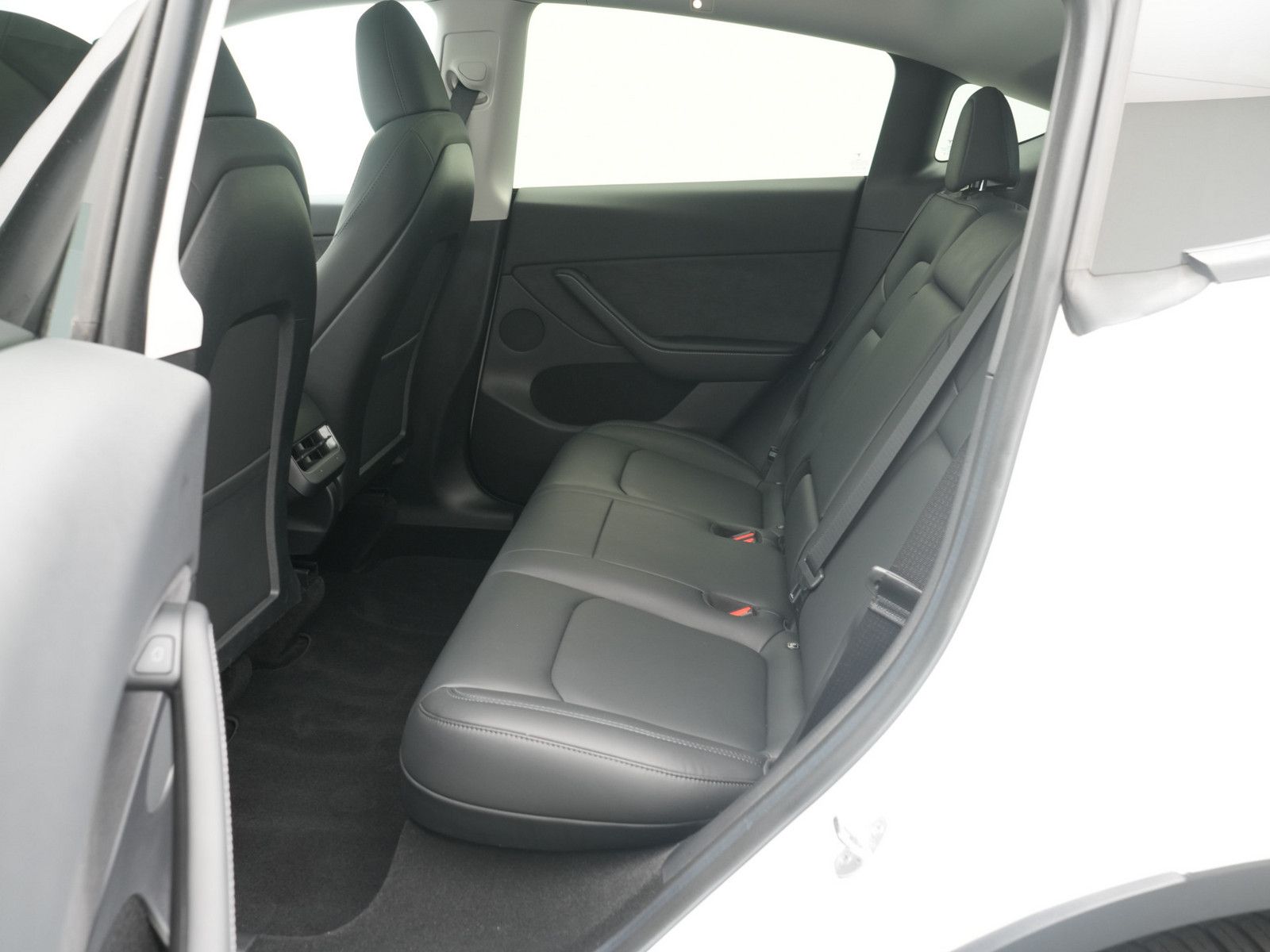 Tesla Model Y ACC KAM NAVI LED PANO SHZ LEDER foto 14