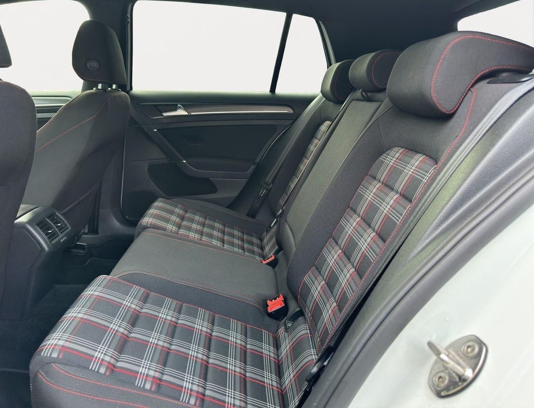 Volkswagen Golf VII GTI LED/Virco/Carplay/SHZ/PDC foto 13