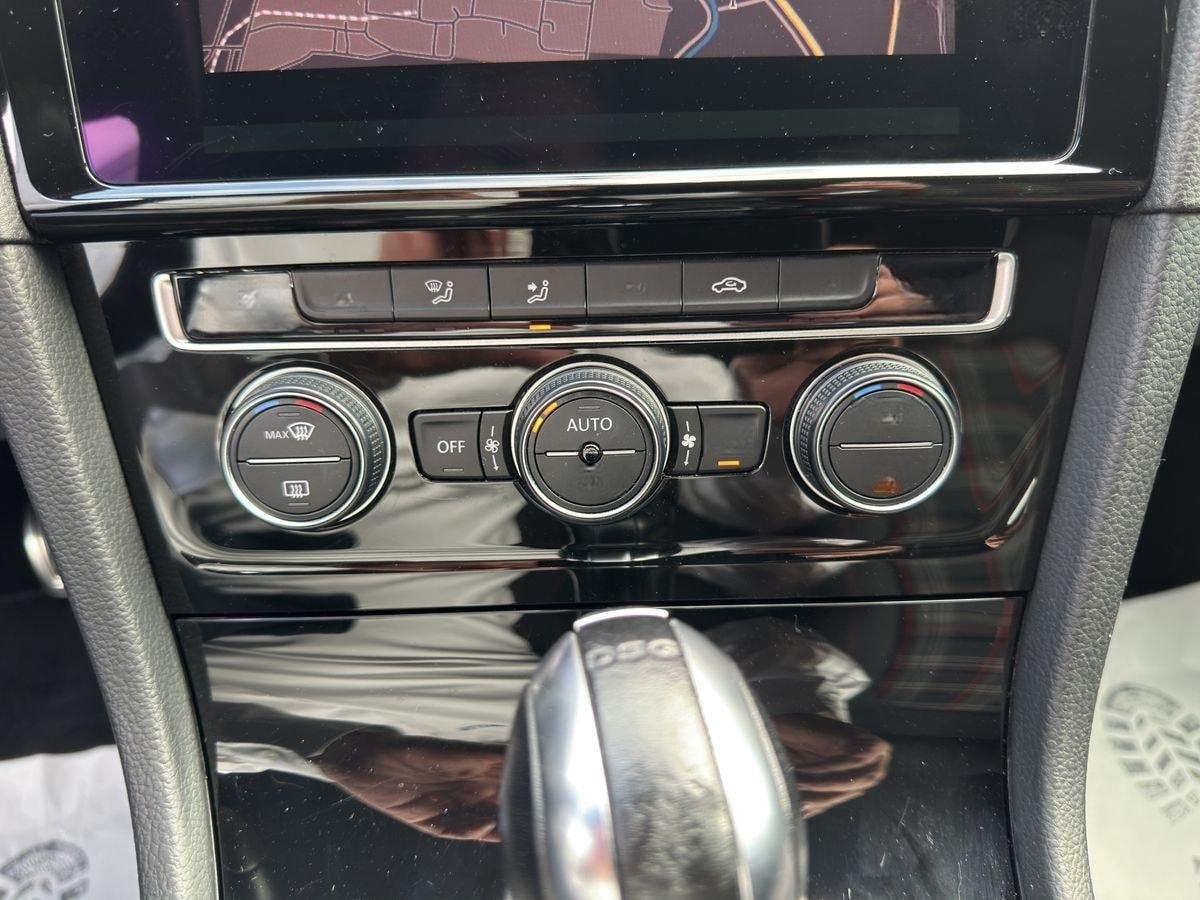 Volkswagen Golf VII GTI LED/Virco/Carplay/SHZ/PDC foto 19