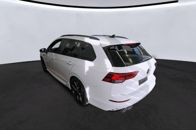 Volkswagen Golf VIII Variant R 320PS 4Motion Black Style Na foto 6