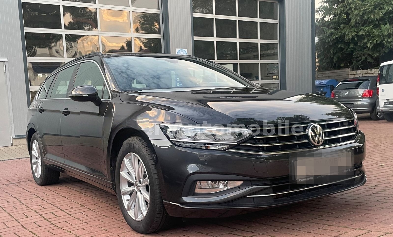 Volkswagen Passat Variant 1.Hand Leder LED Navi Service neu foto 1